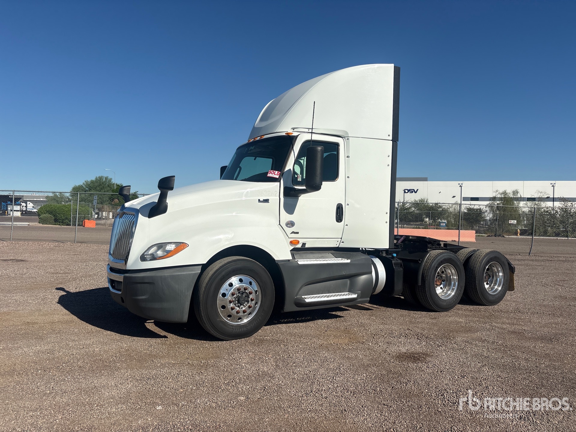 2021 International LT625