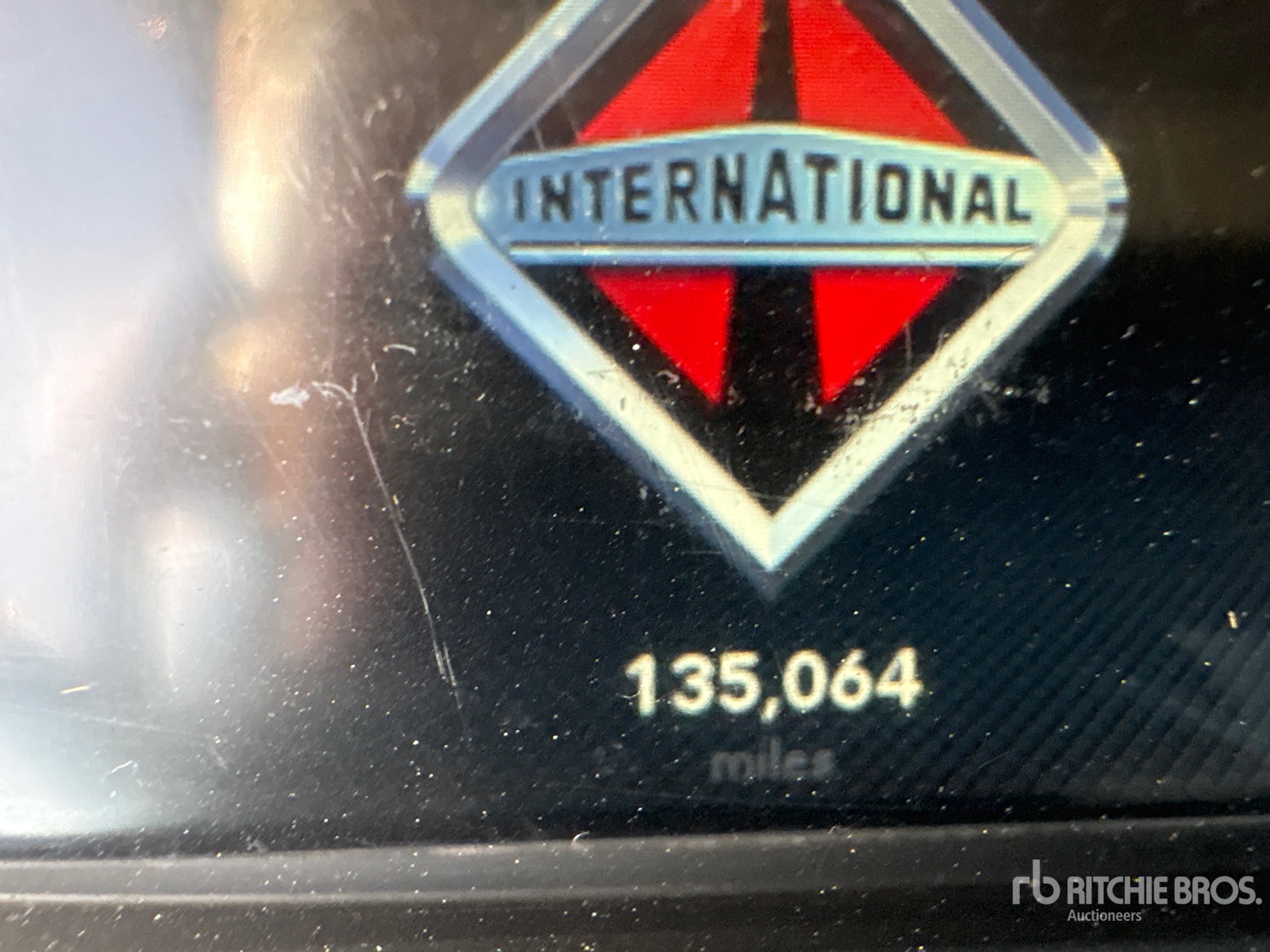 2021 International LT625