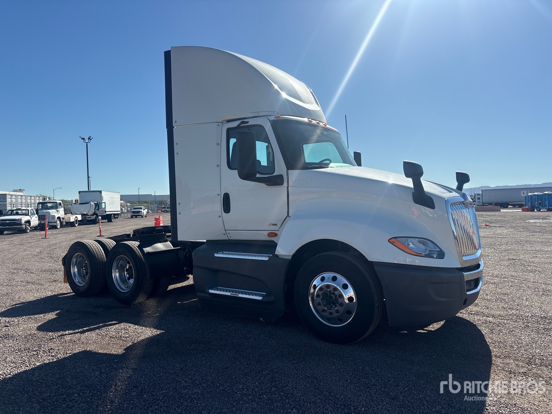 2021 International LT625