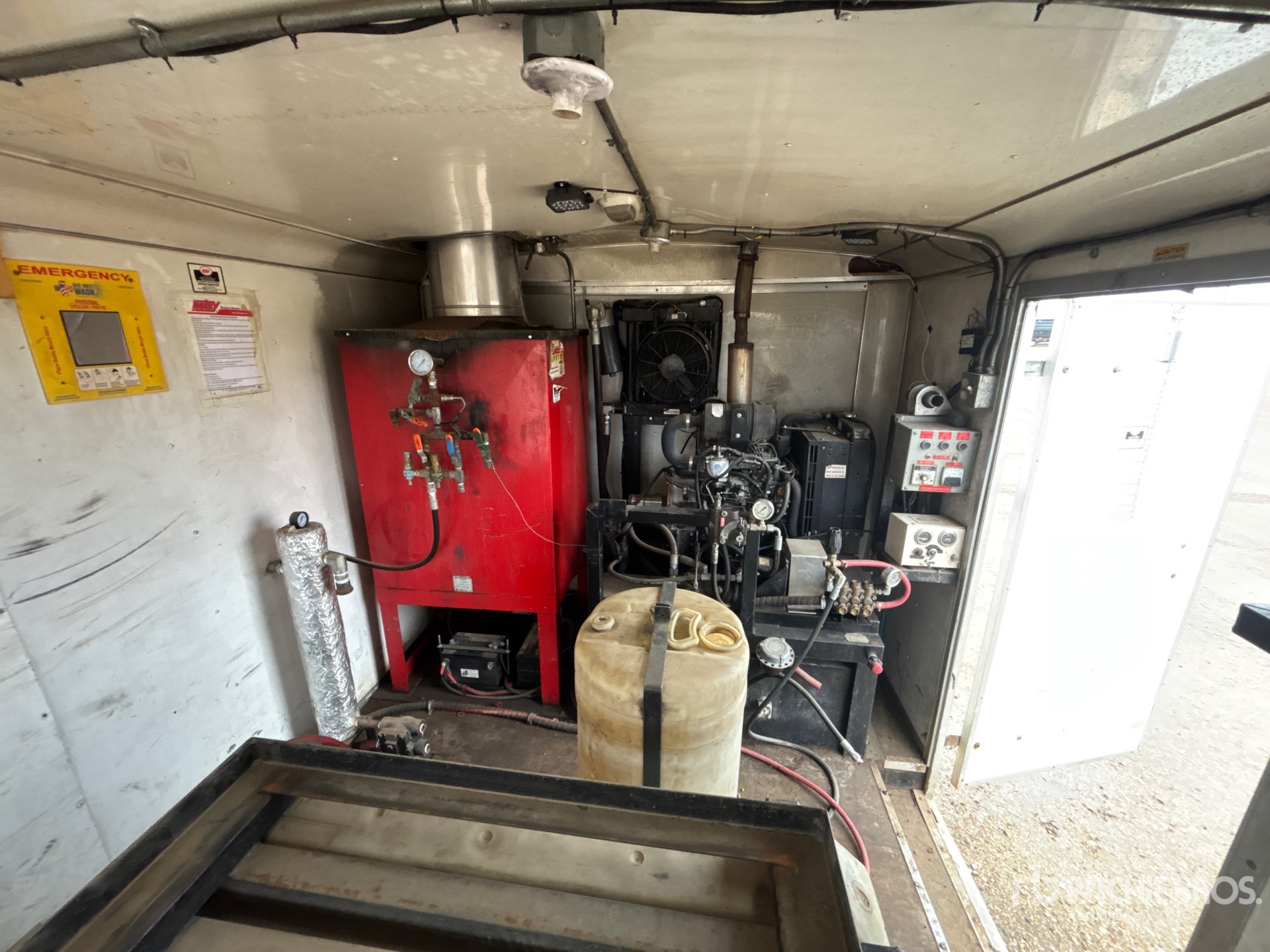 2015 Forest River 16 FT T/A BOILER/STEAMER