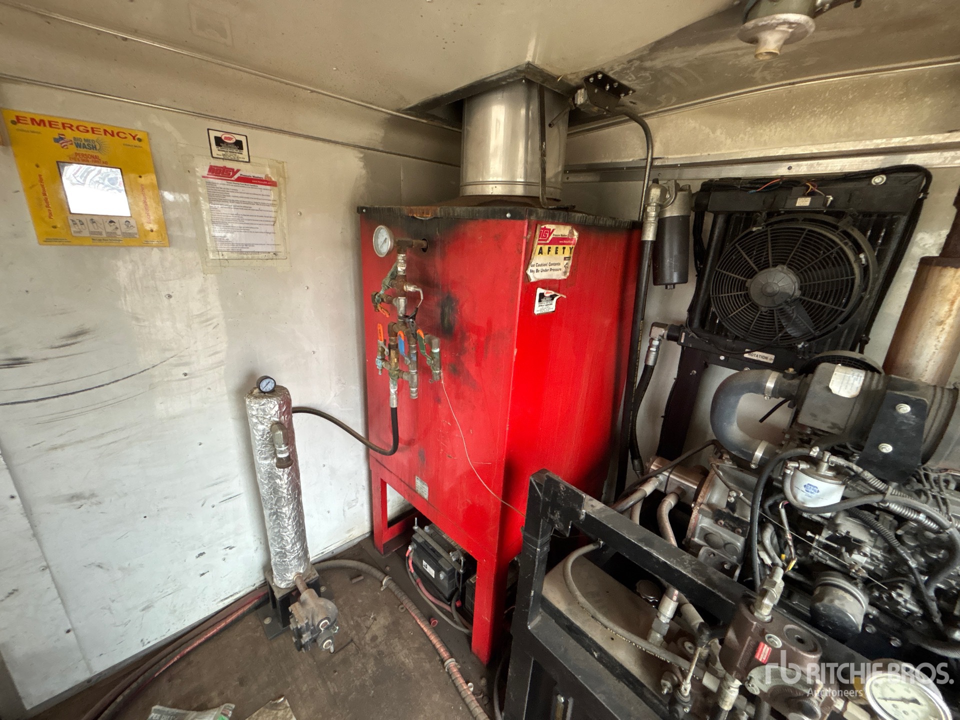 2015 Forest River 16 FT T/A BOILER/STEAMER