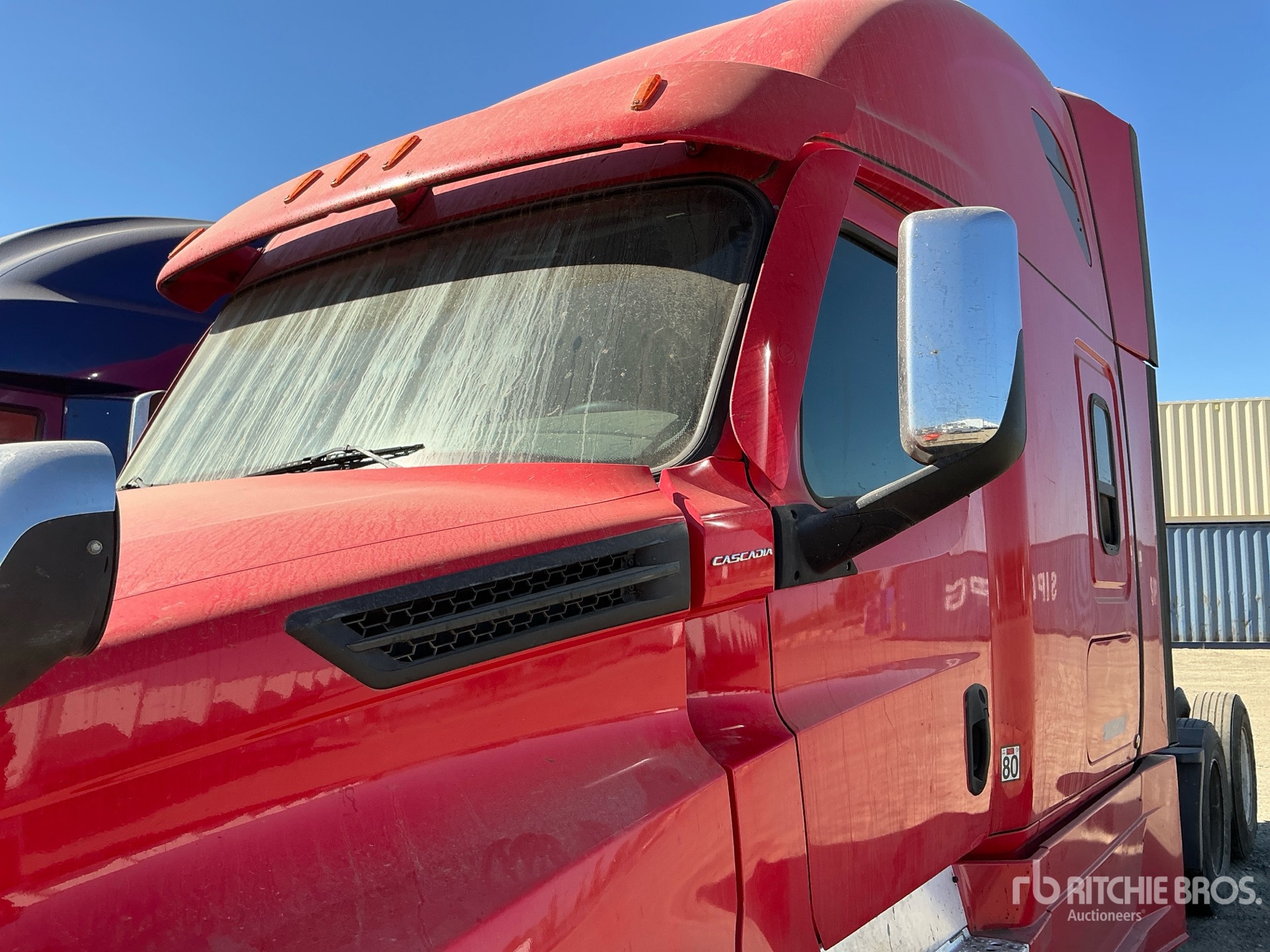 2020 Freightliner CASCADIA 126
