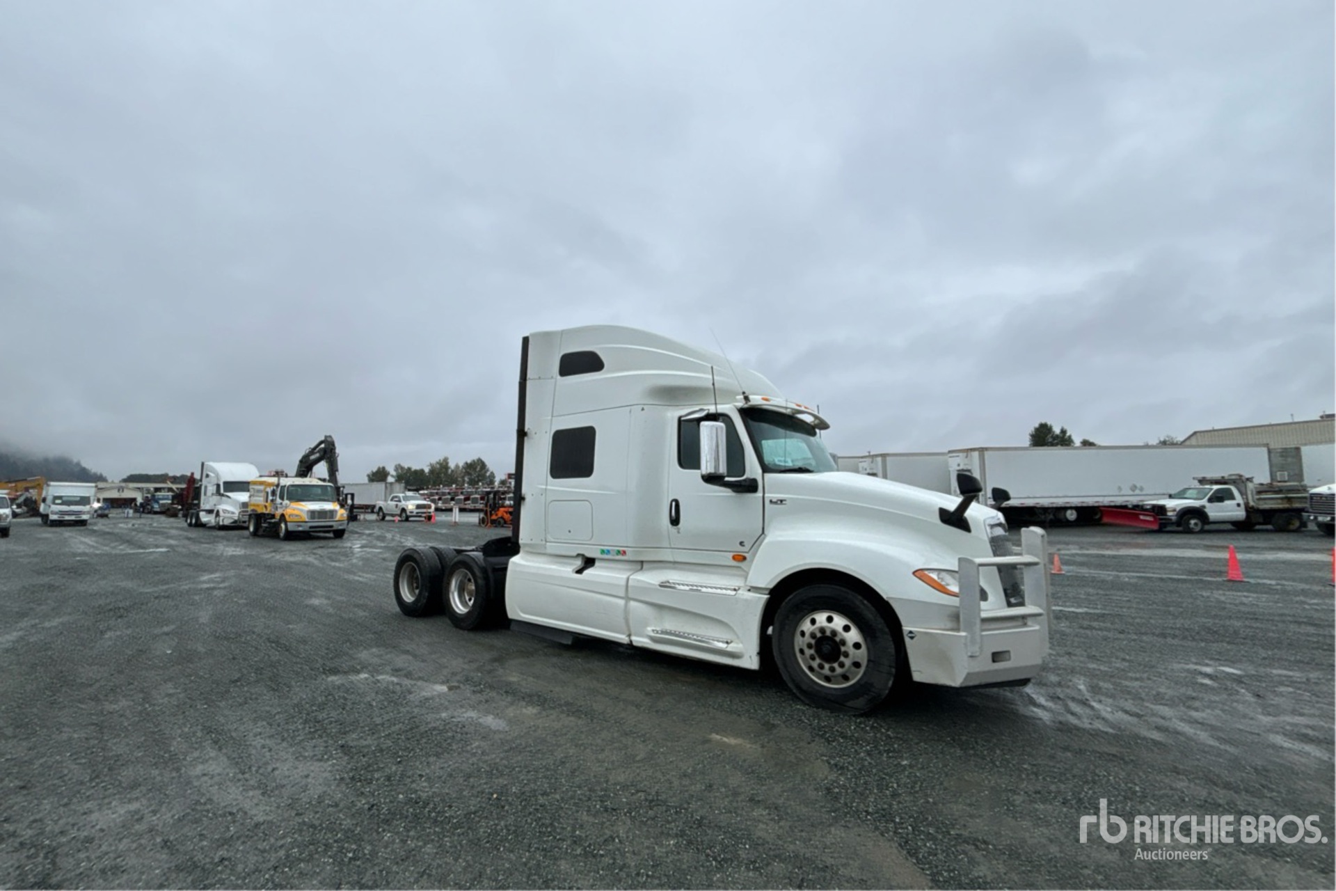 2019 International LT625