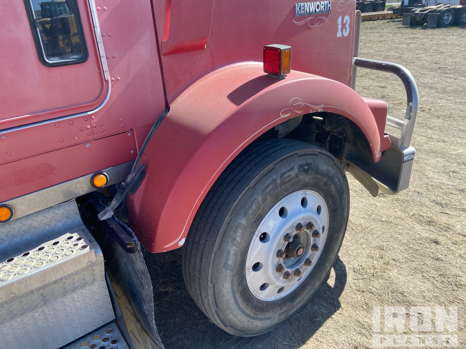 1996 Kenworth T800