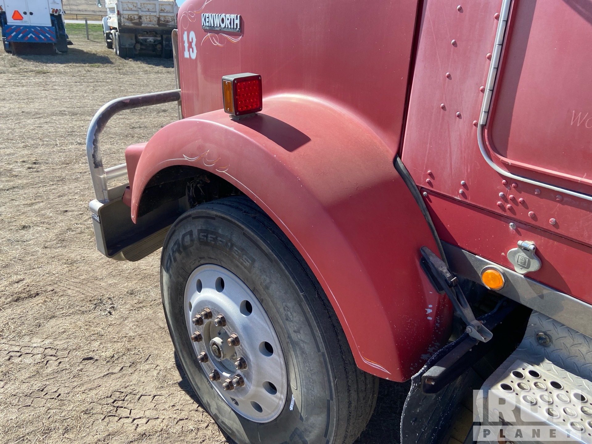 1996 Kenworth T800