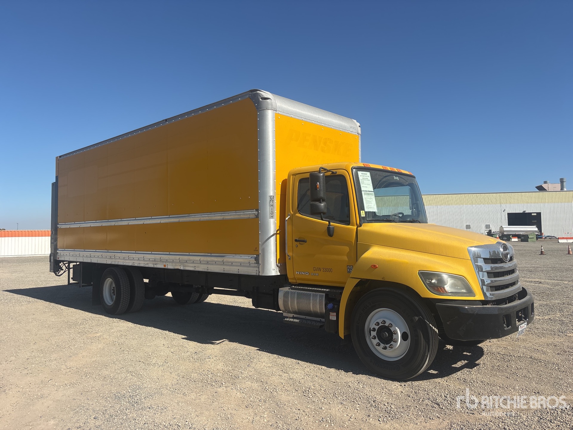2020 Hino 338