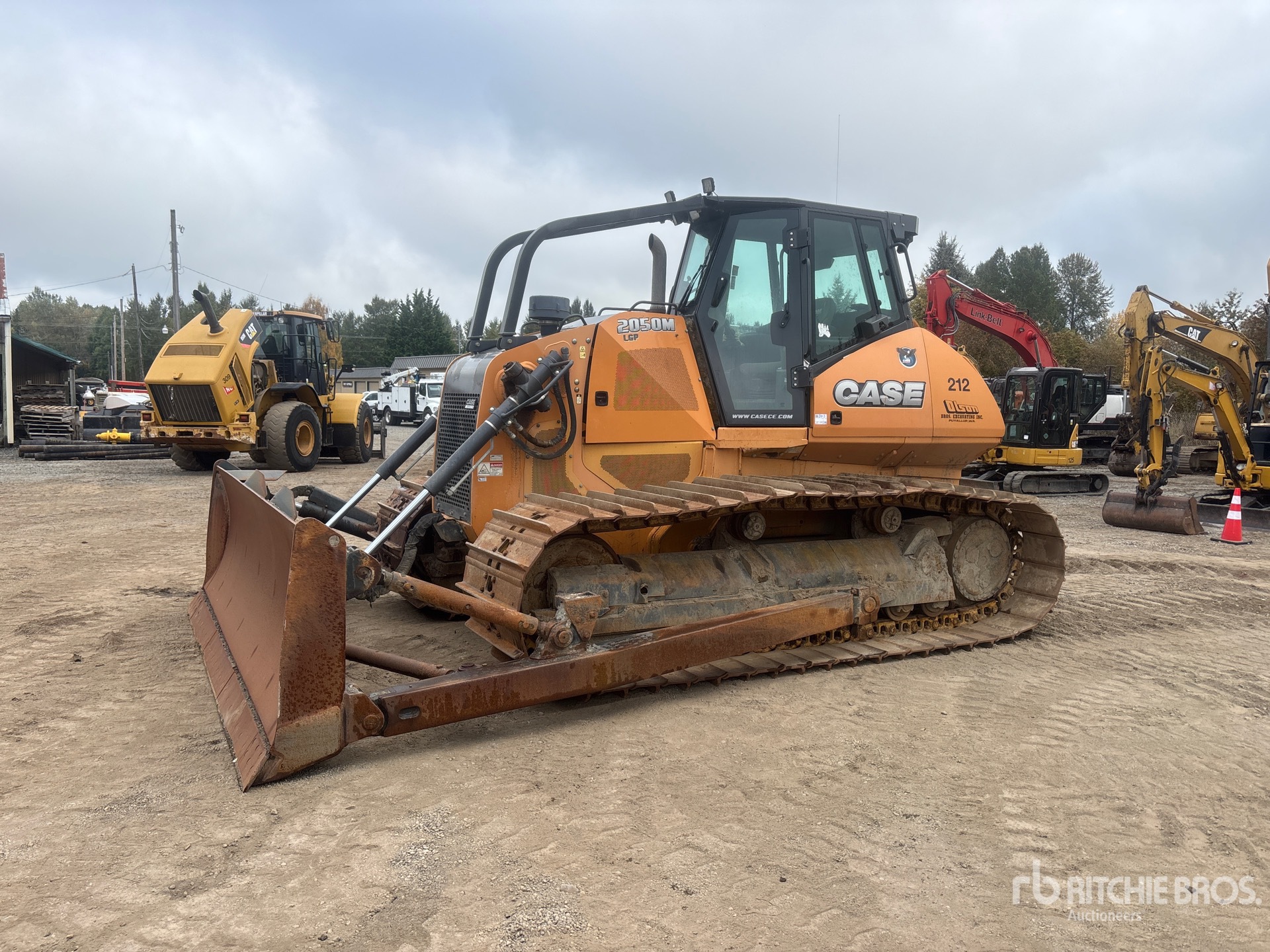 2015 Case 2050M