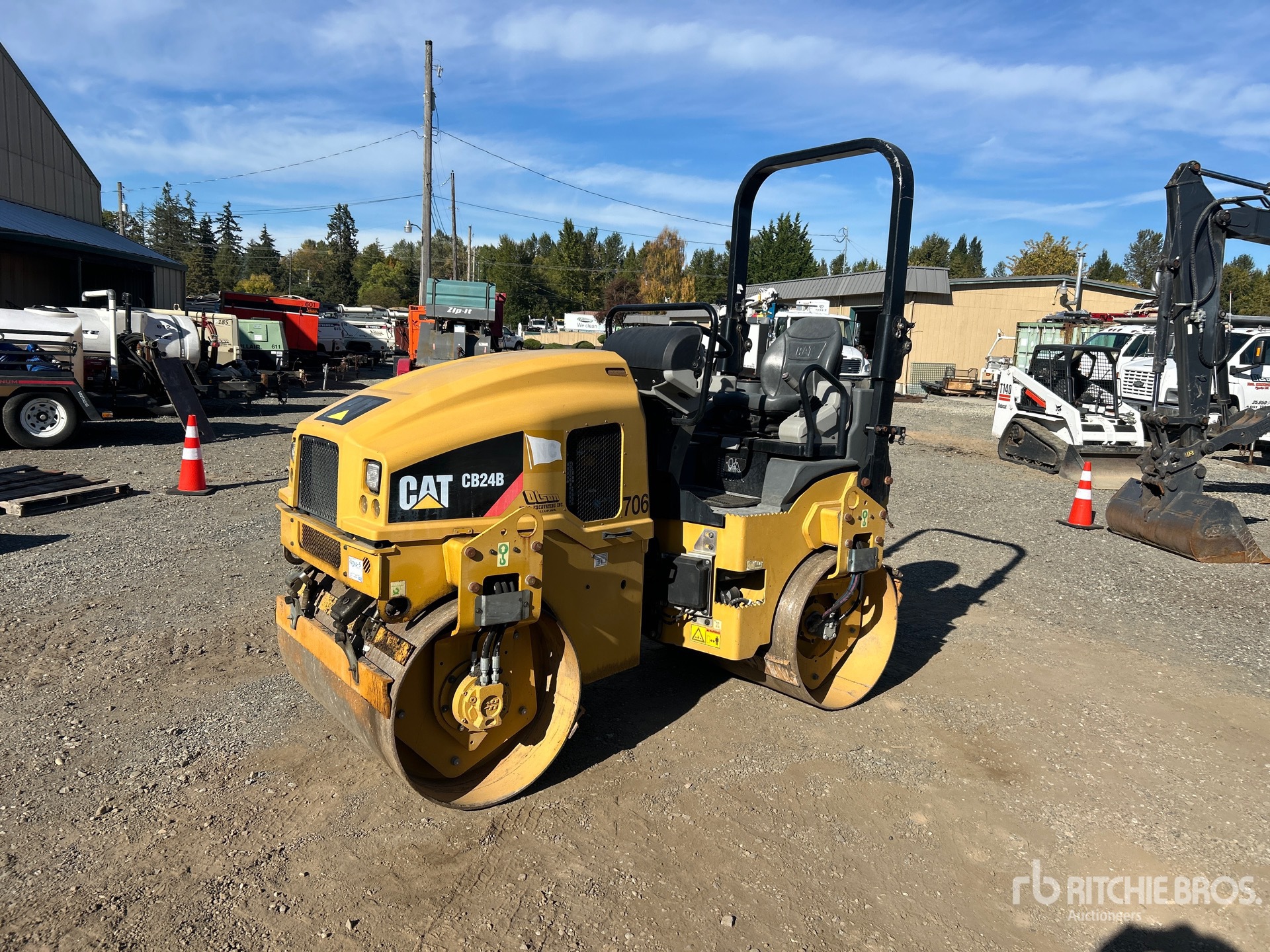 Photo of 2016 Caterpillar CB24B