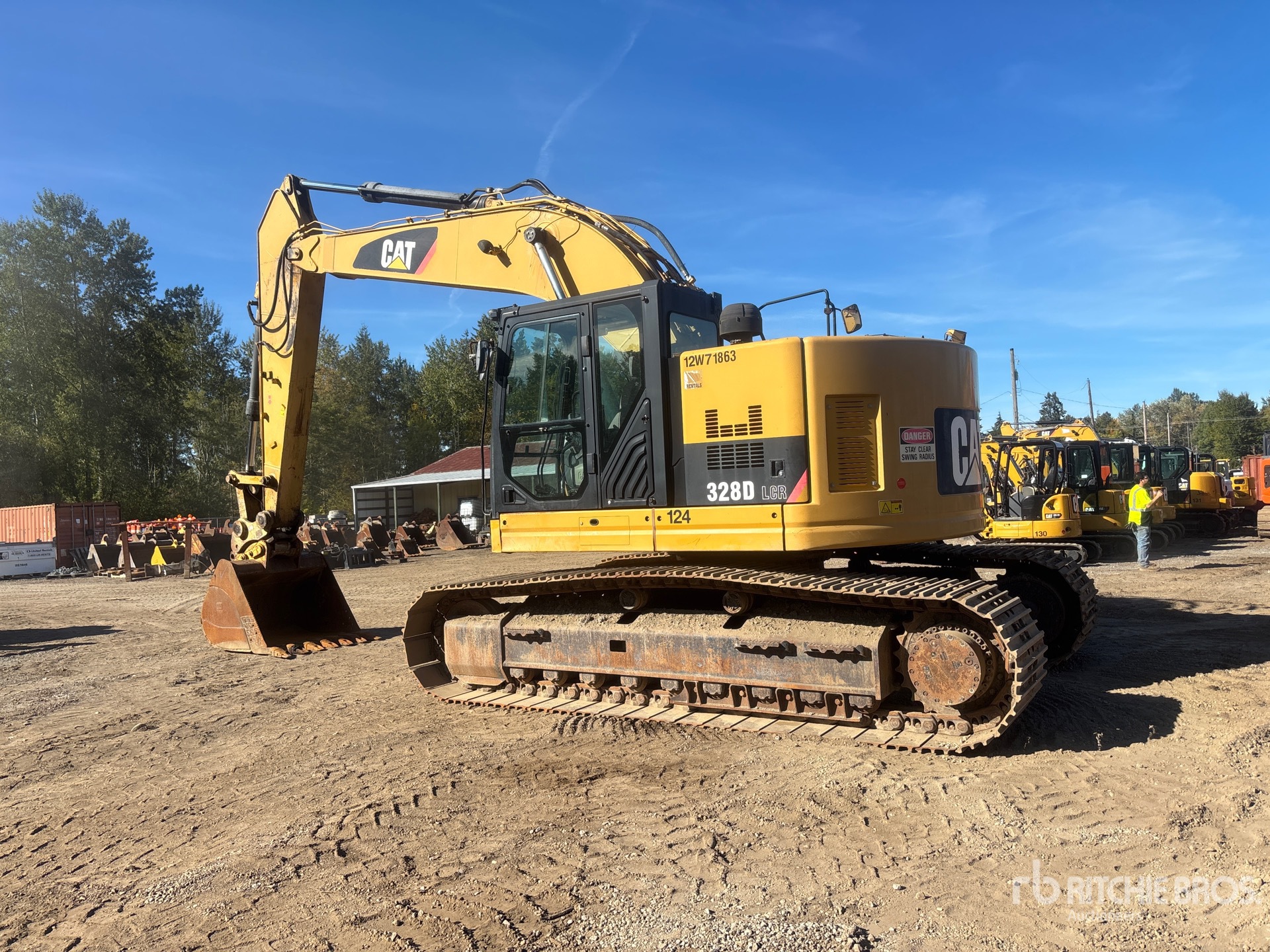 2013 Caterpillar 328D LCR