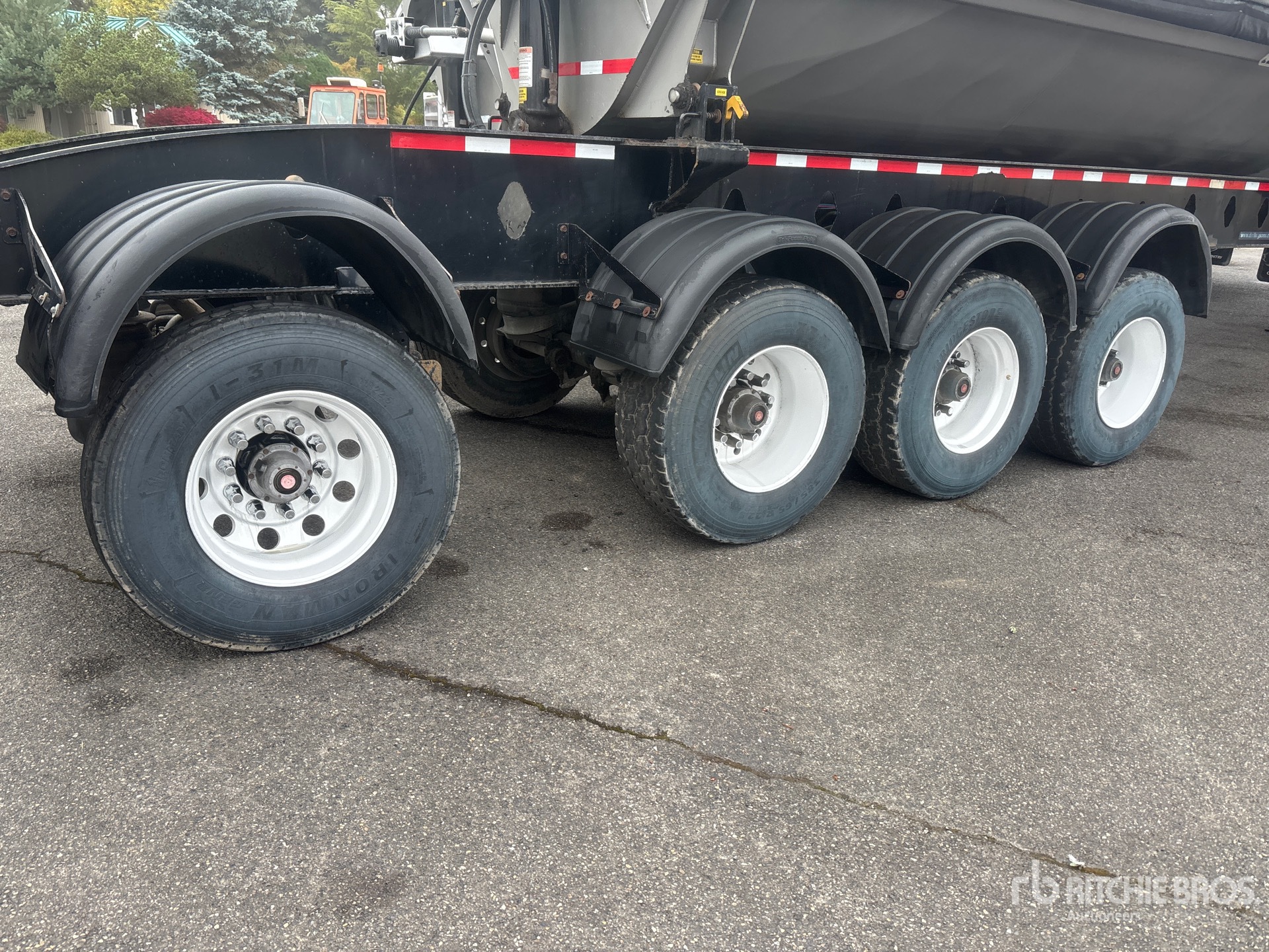 2019 Cross Country 40 FT QUAD/A