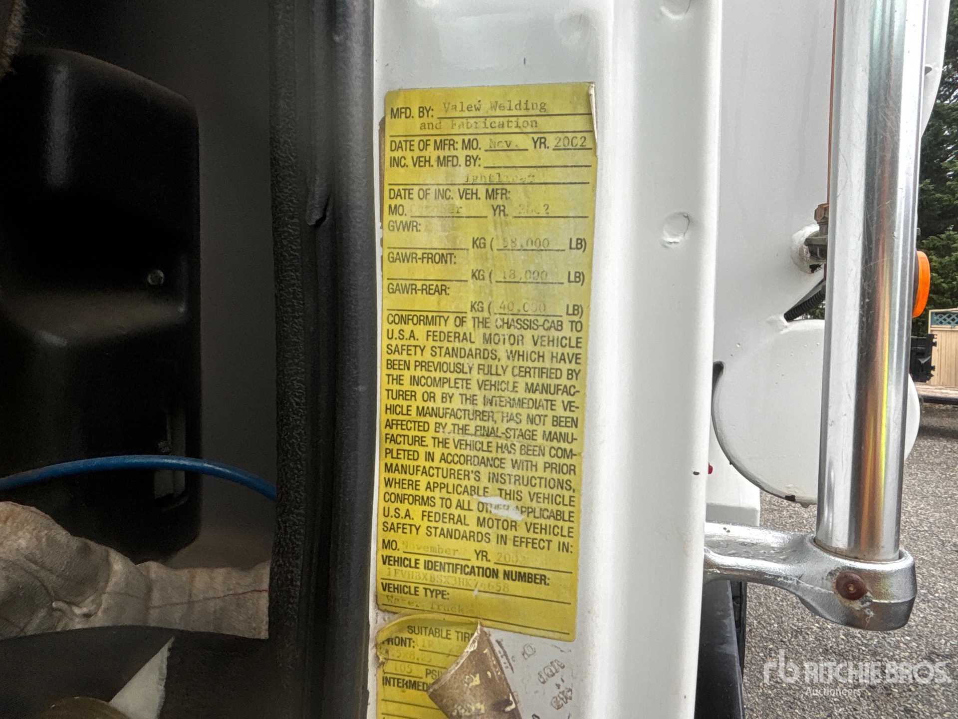 2003 Freightliner FL80