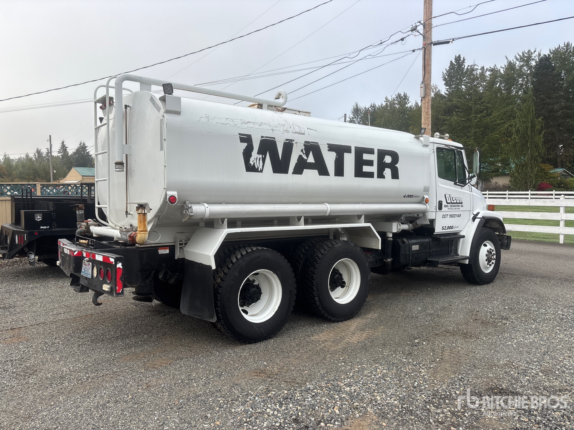 2003 Freightliner FL80