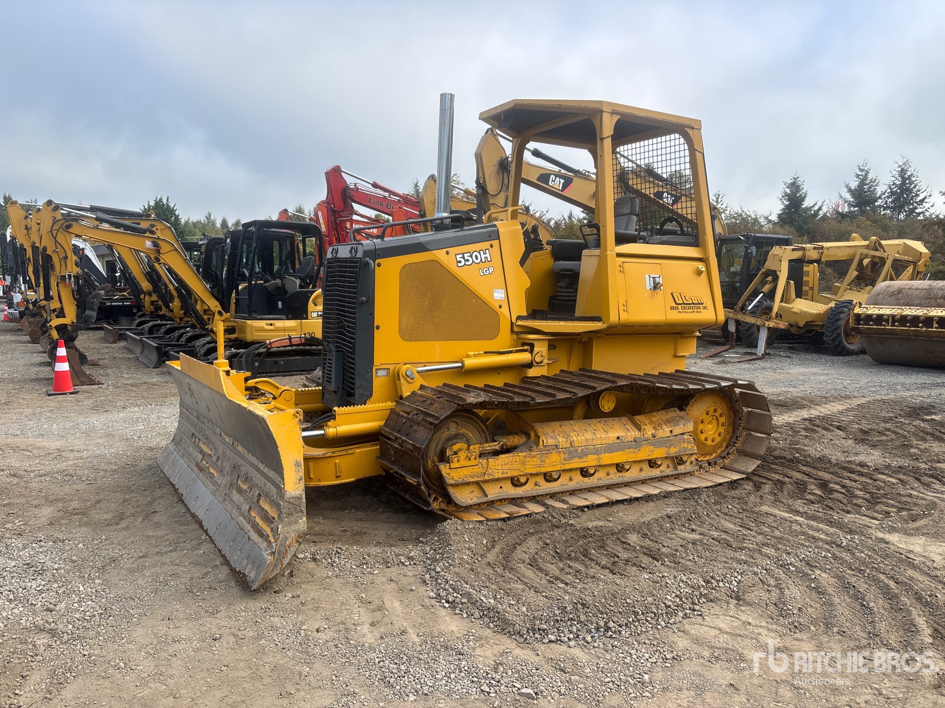 Photo of 2002 John Deere 550H