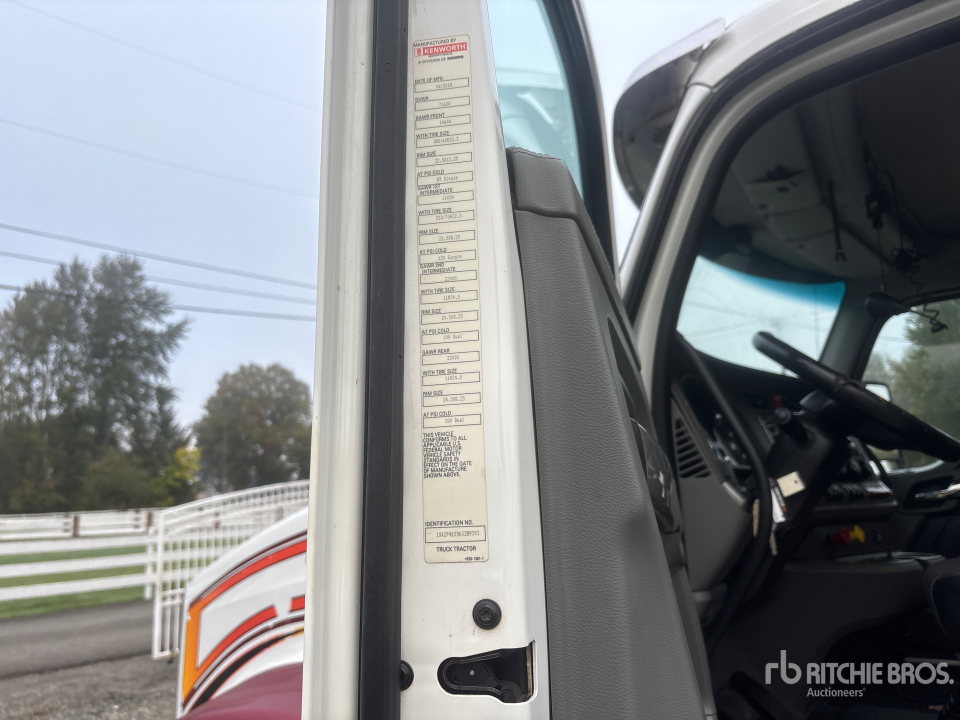 2019 Kenworth T880