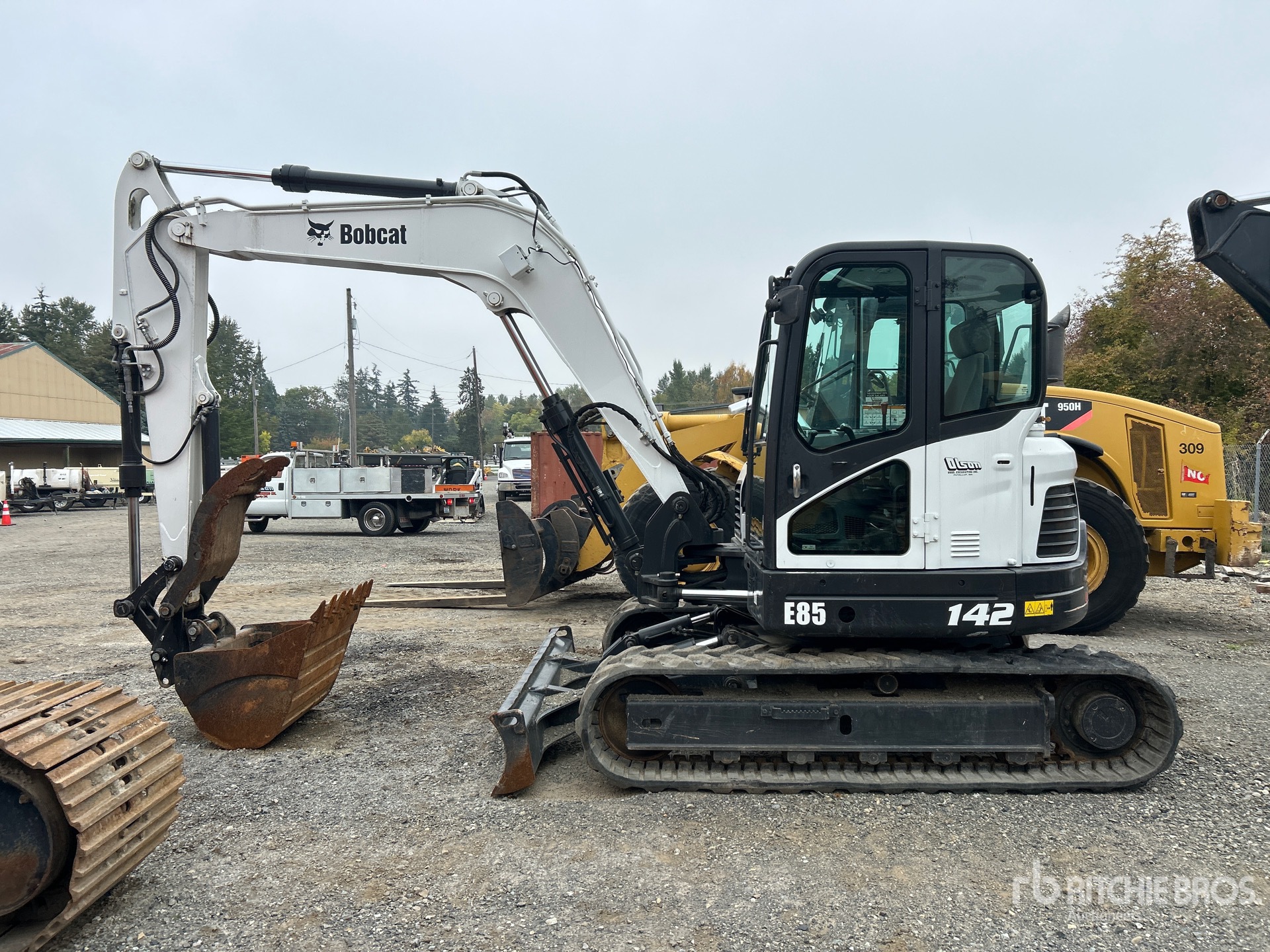 Photo of 2015 Bobcat E85