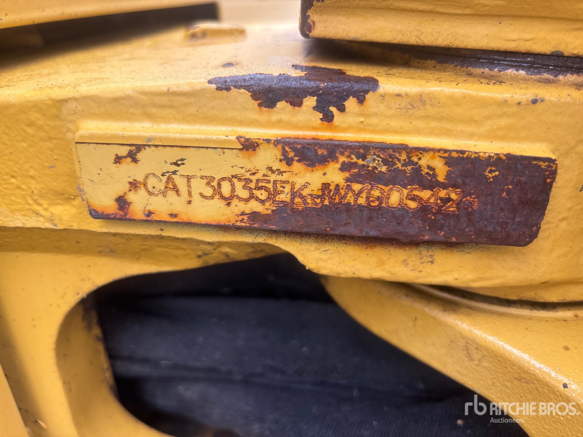 2016 Caterpillar 303.5E2CR