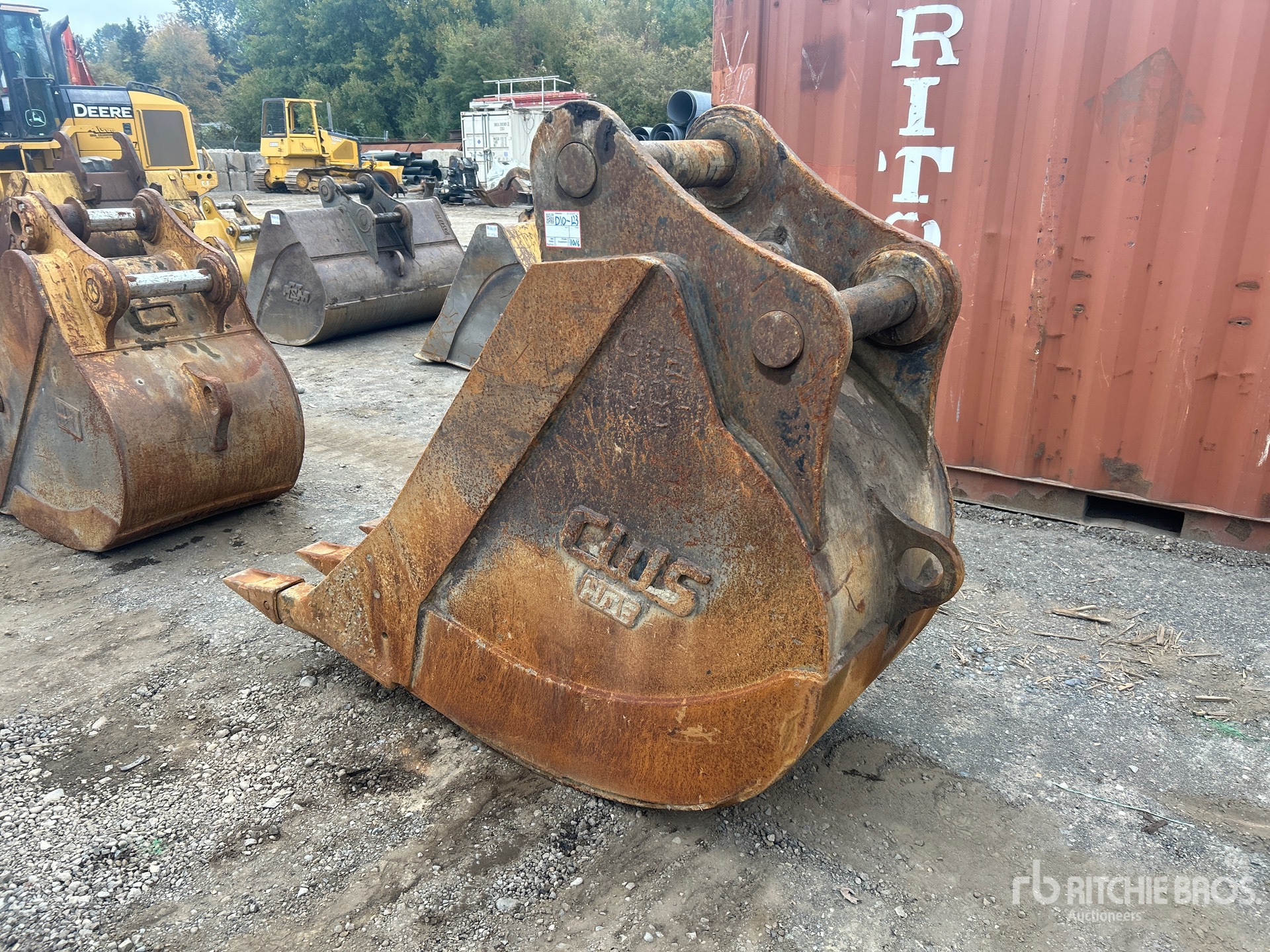 CWS 36 IN DIGGING