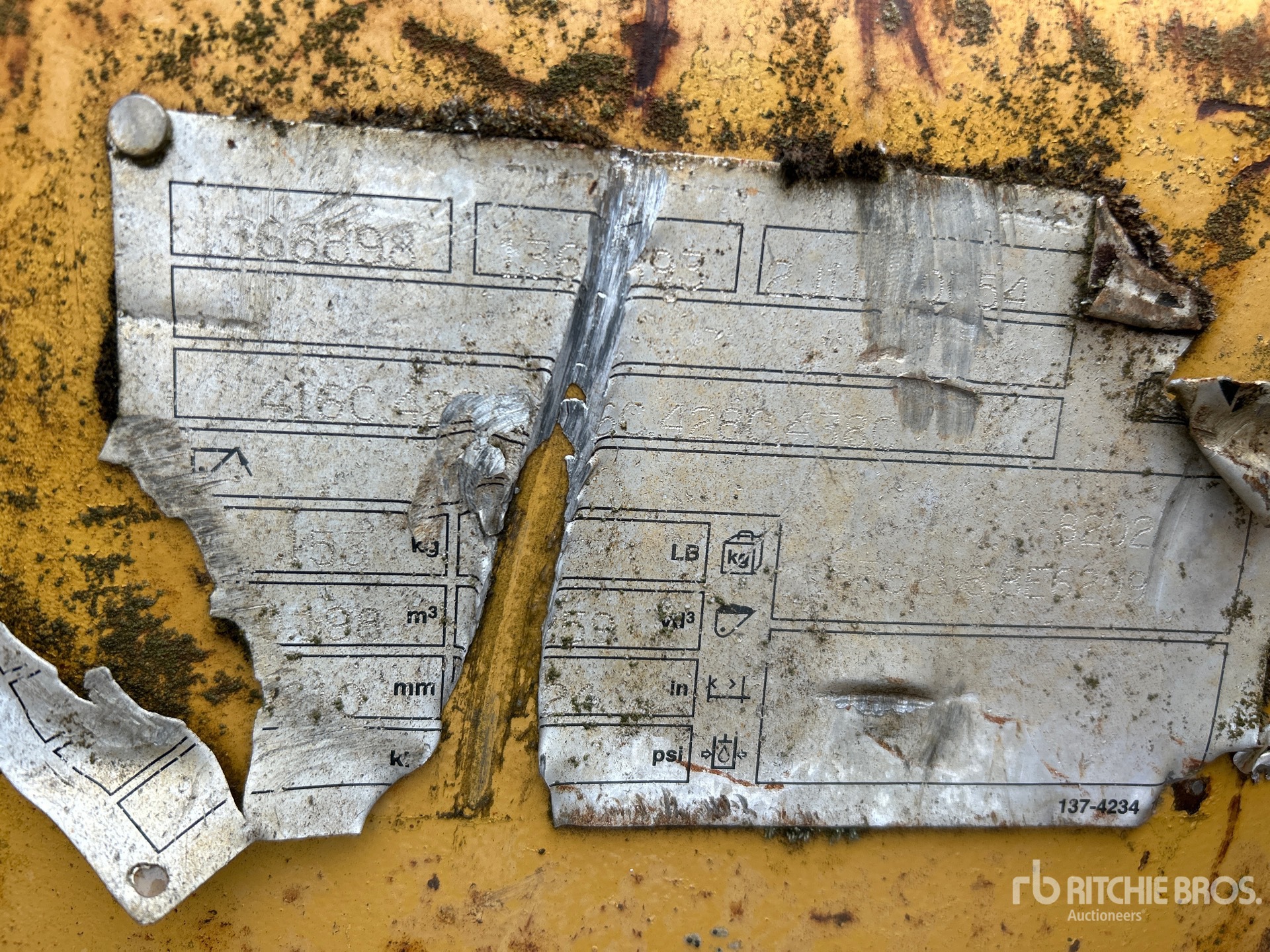 Caterpillar 24 IN DIGGING - FITS CAT 416C