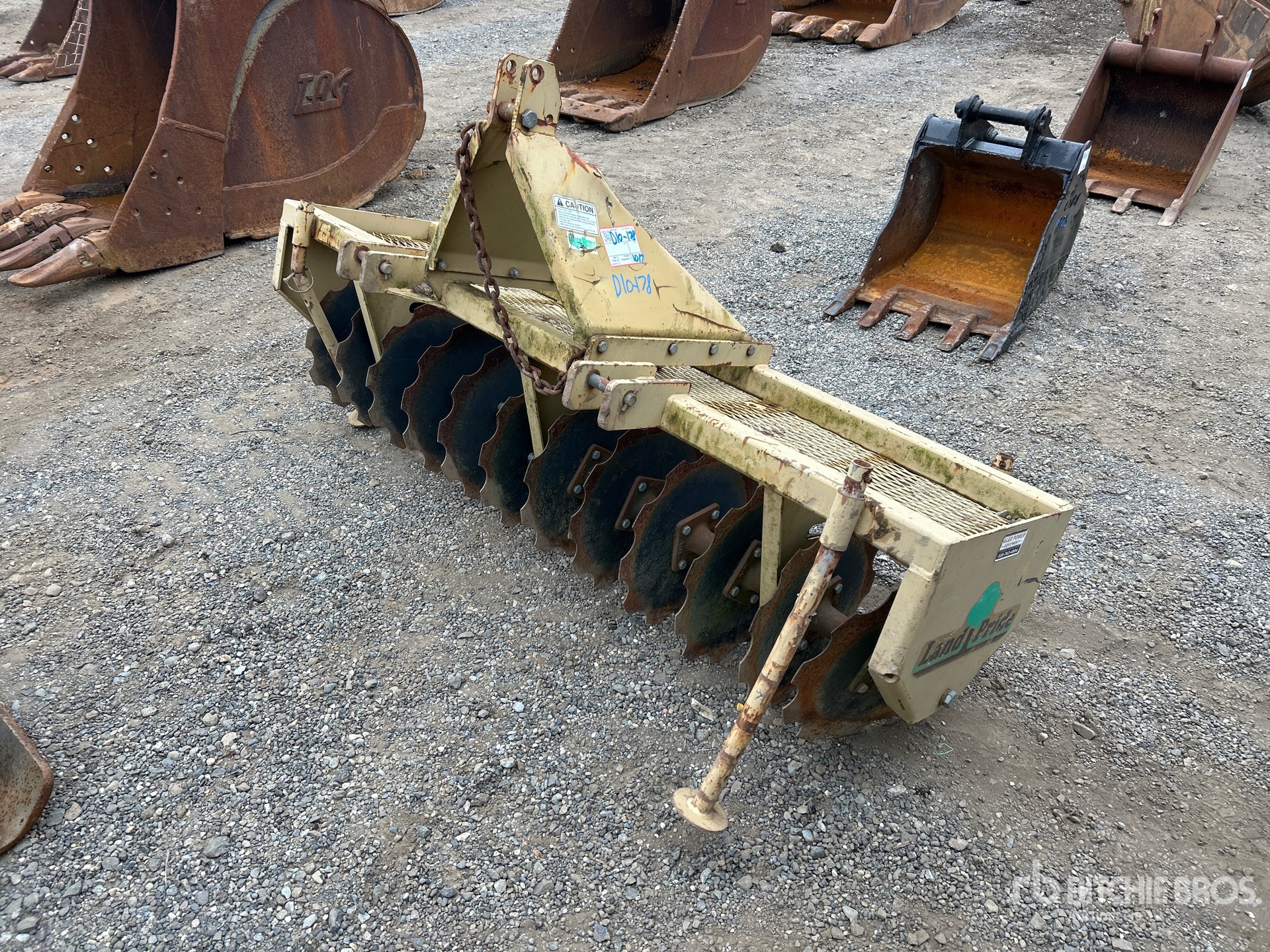 Photo of Land Pride CR2572