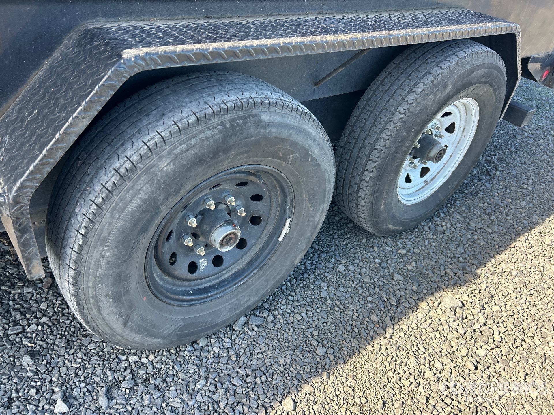 2021 Pj Trailers 16 FT T/A