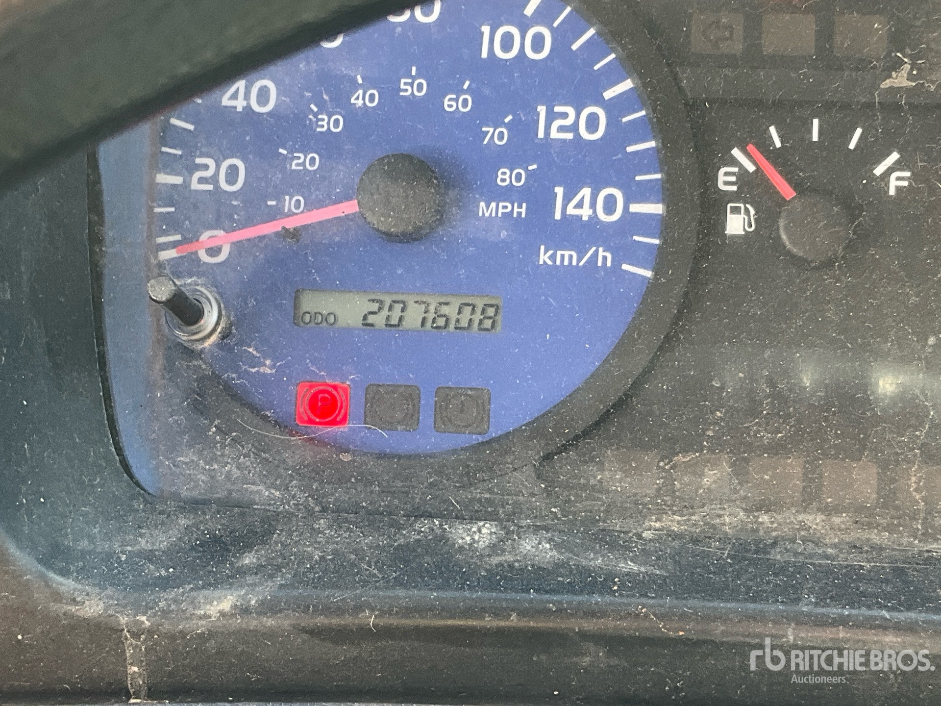 2007 Hino 185