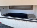 Parte inferiore with Storage Compartments