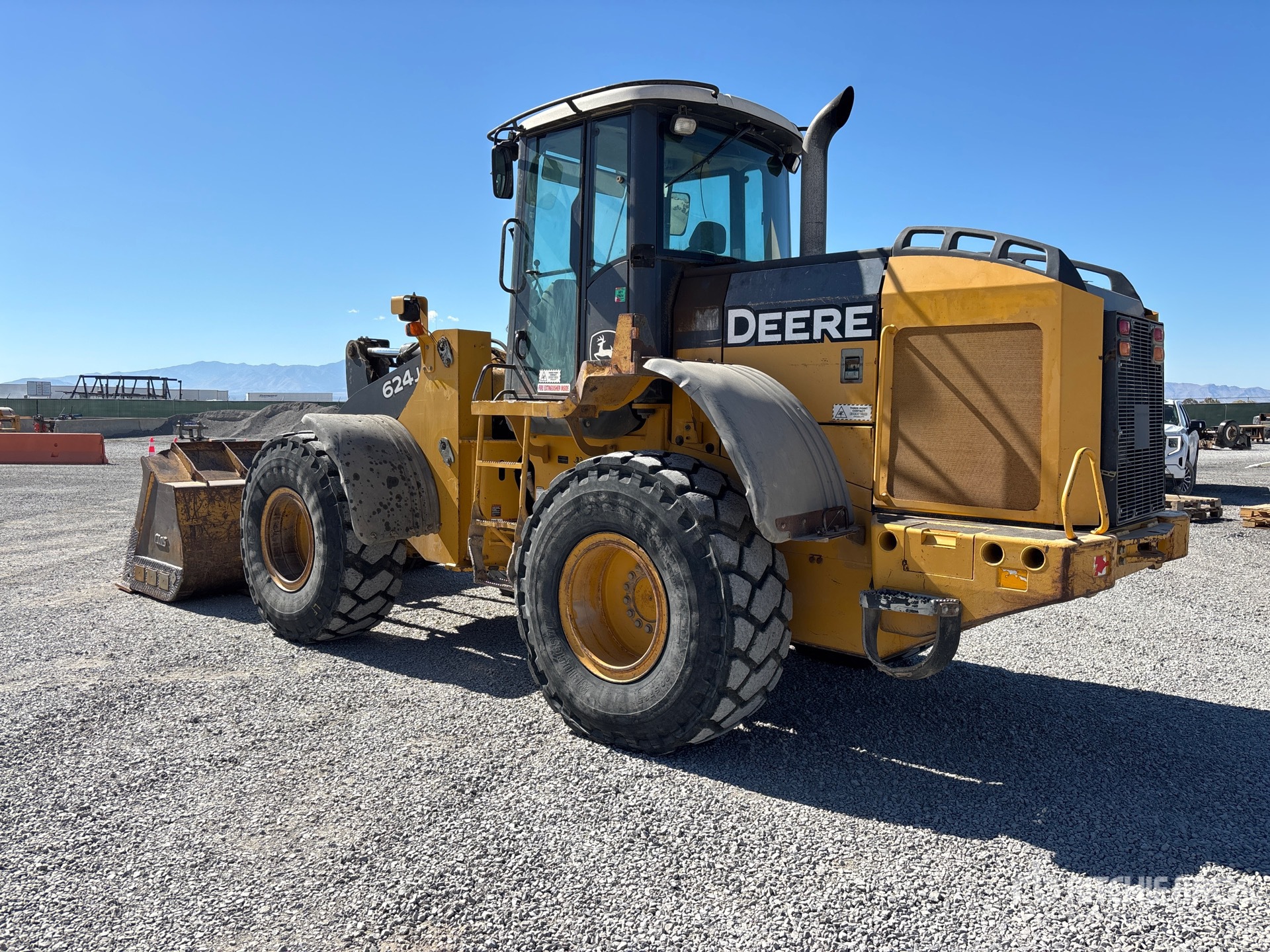 2005 John Deere 624J