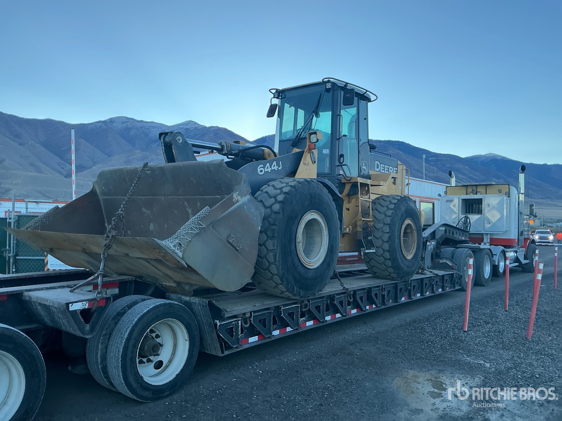 2004 John Deere 644J