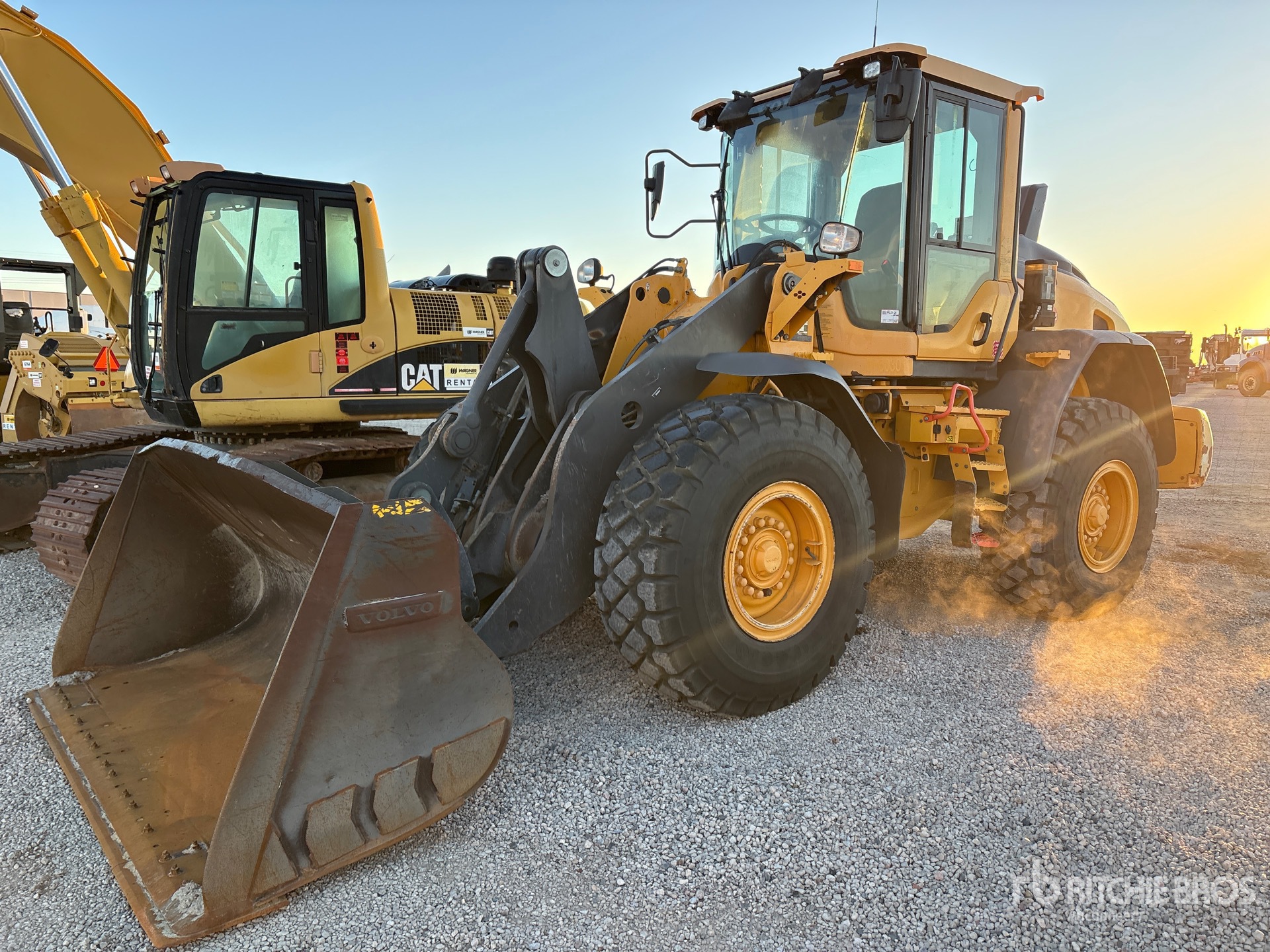 Photo of 2018 Volvo L70H