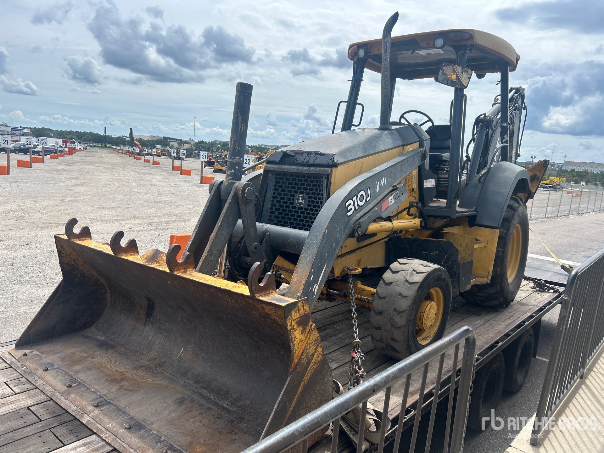 2010 John Deere 310J