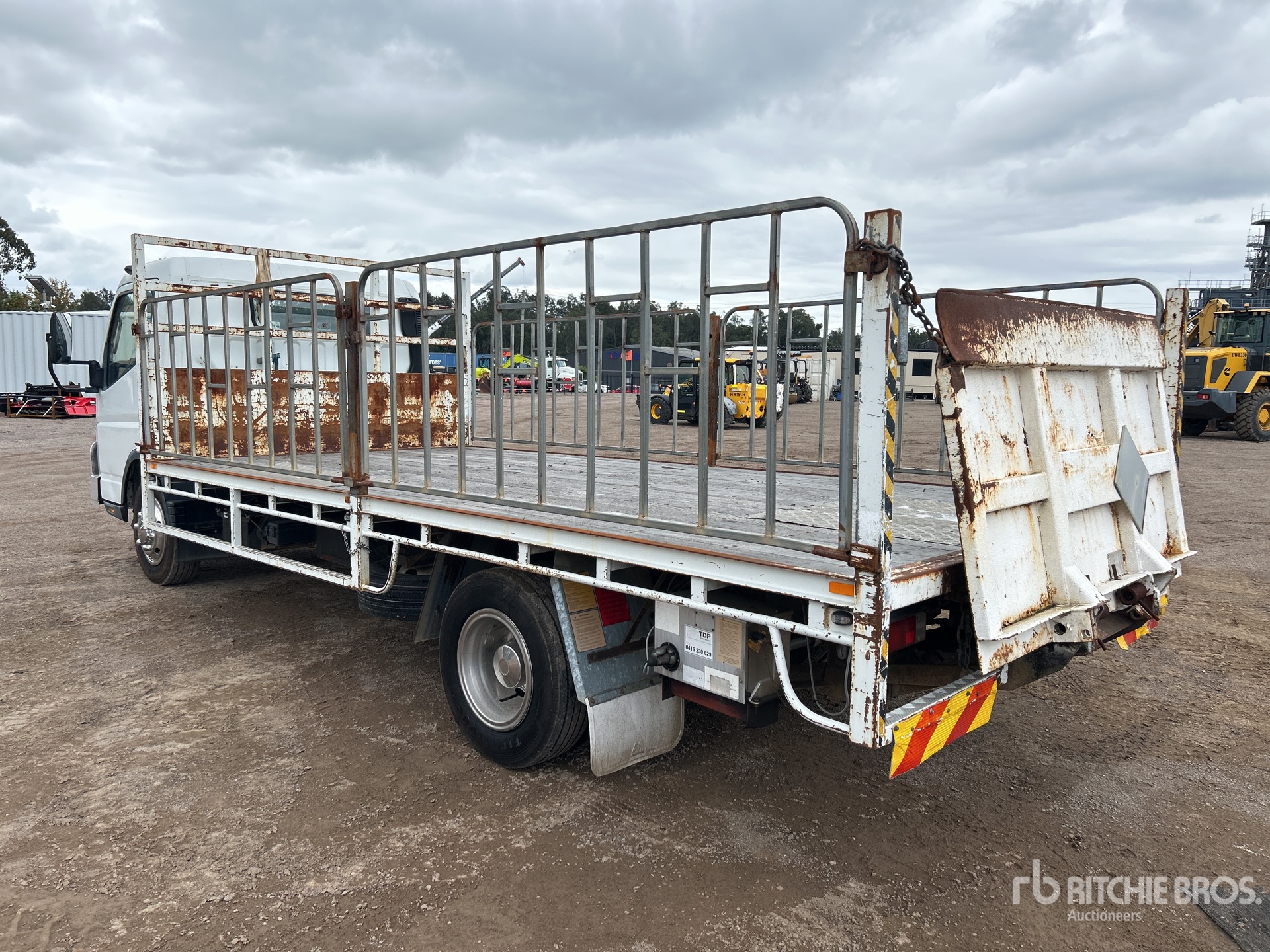 2006 Mitsubishi CANTER 7/800