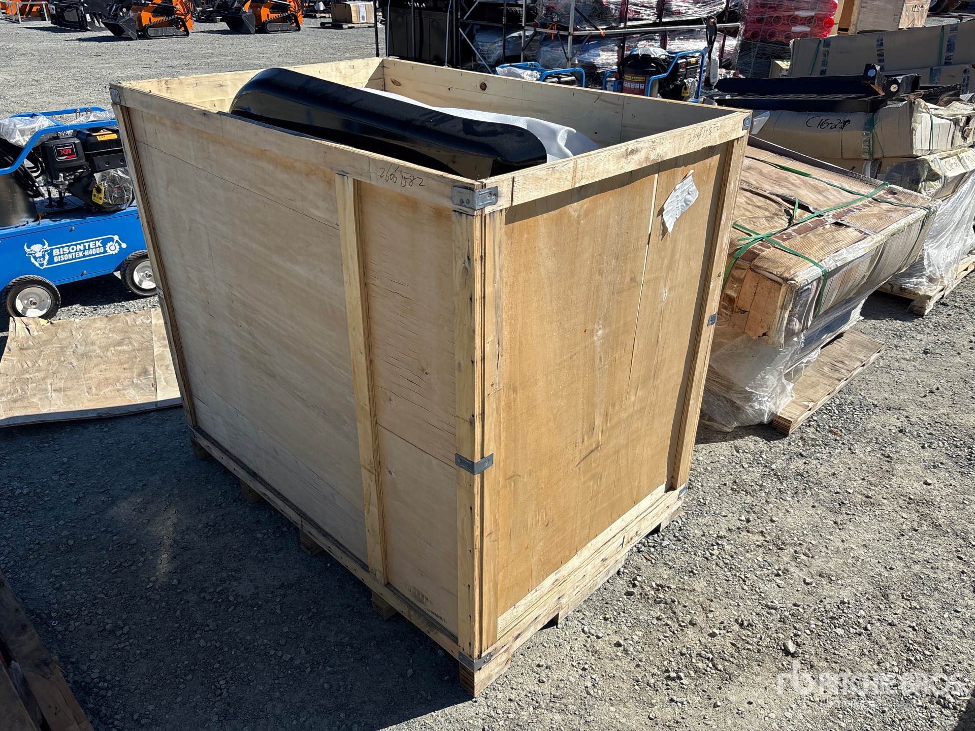 2025 MACHPRO 319-WHITE-BLT