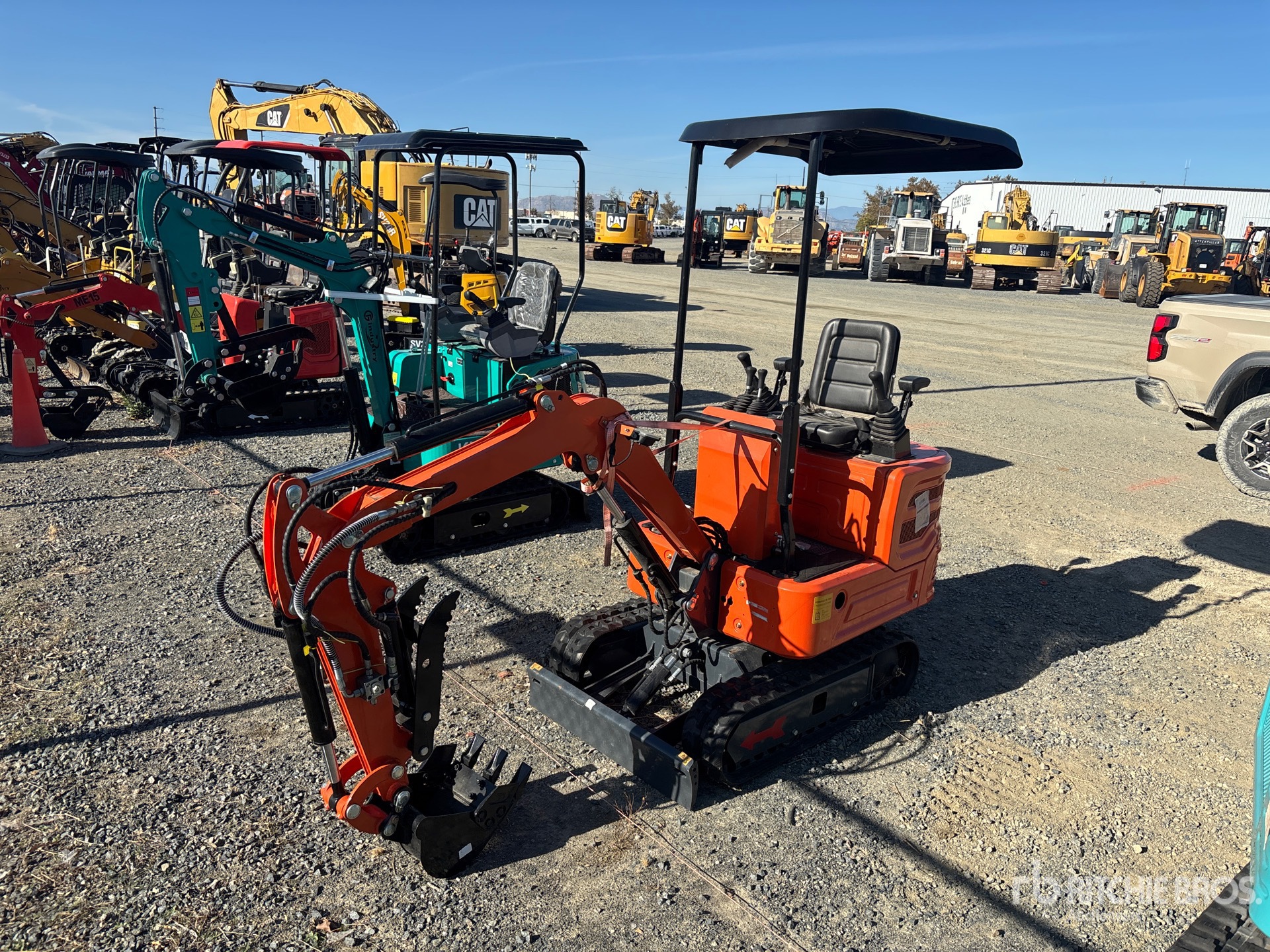 Photo of 2025 MACHPRO 319-0RANGE-BLT-