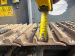 Undercarriage with Left Grouser Height