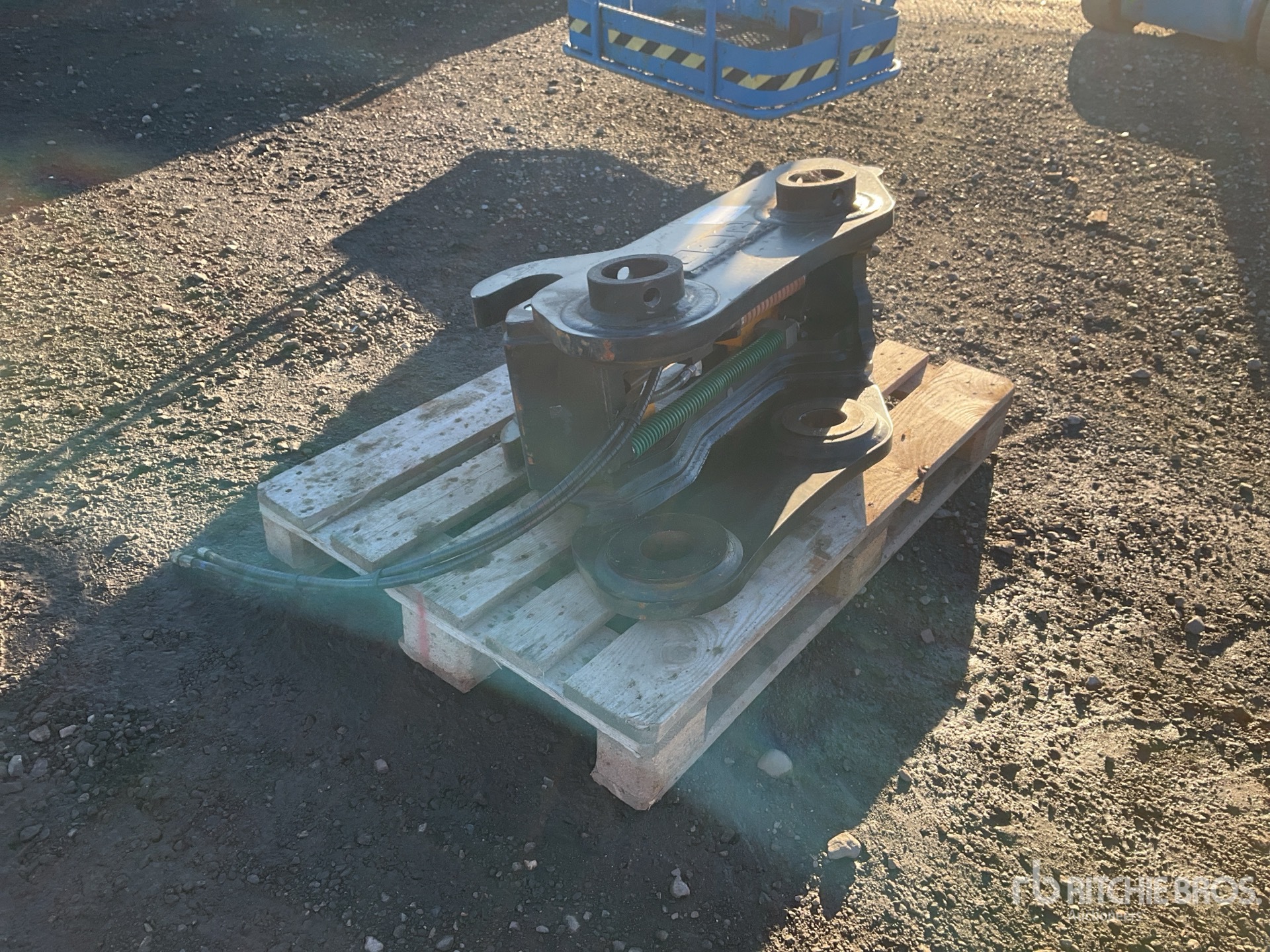 JCB HYDRAULIC - FITS 18-25T EXCAVAT ...