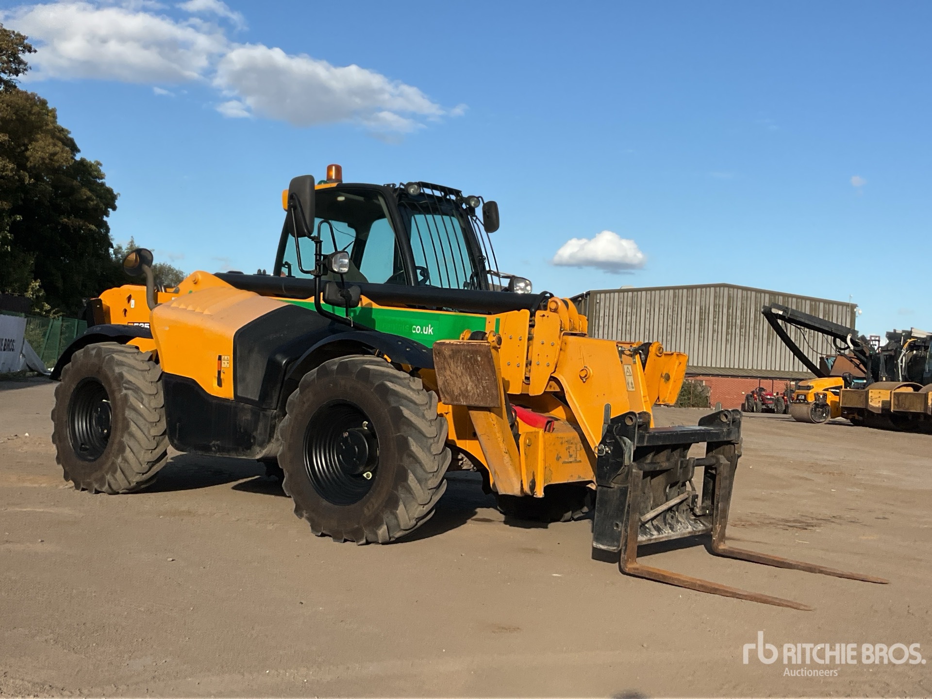 2017 JCB 535-125