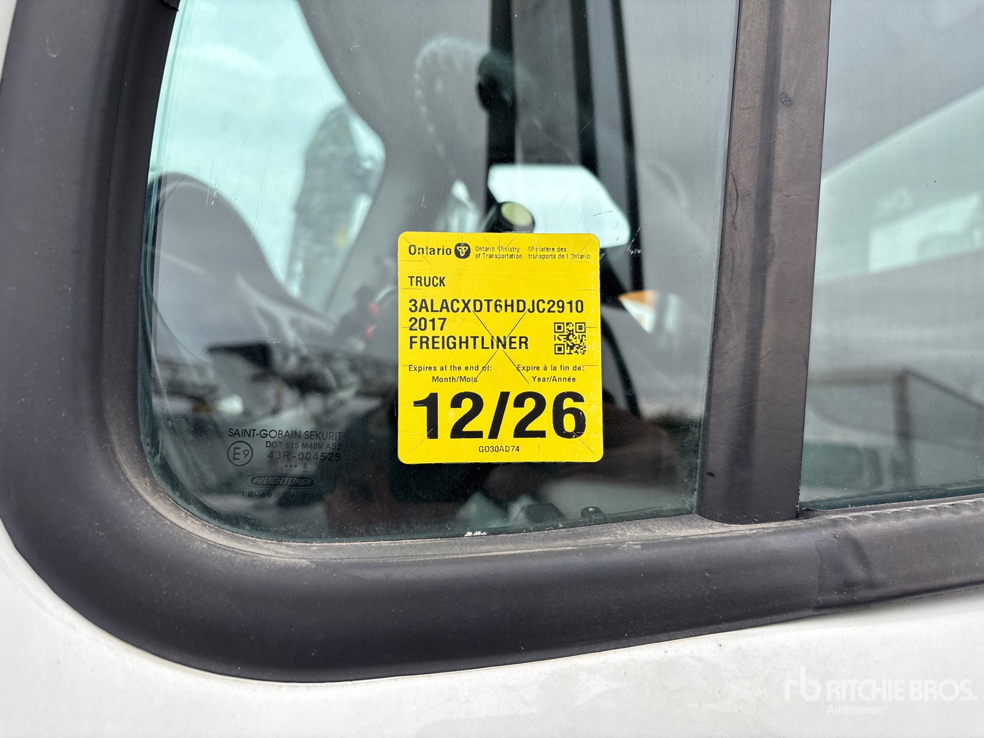 2017 Freightliner M2 106