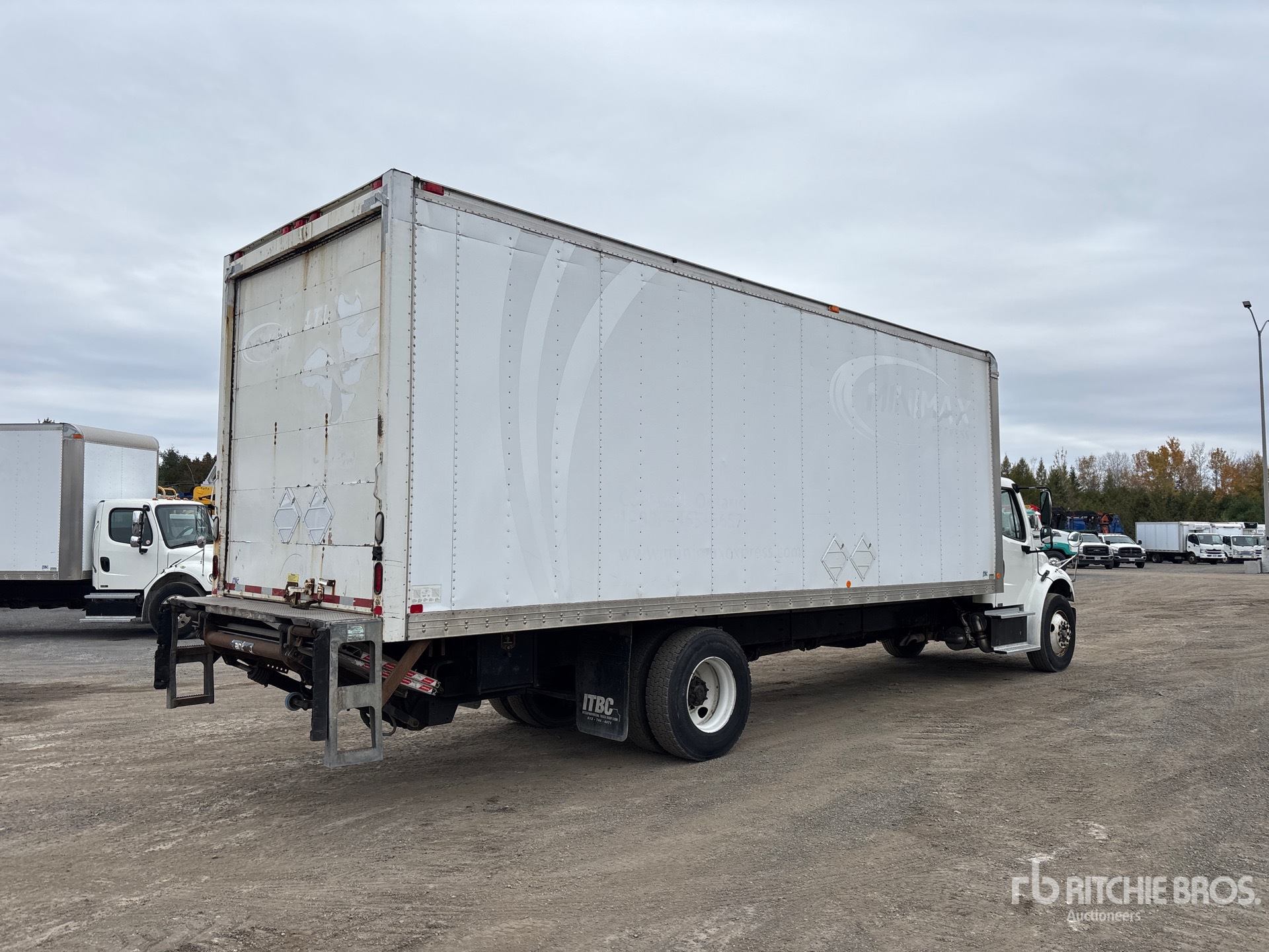 2017 Freightliner M2 106