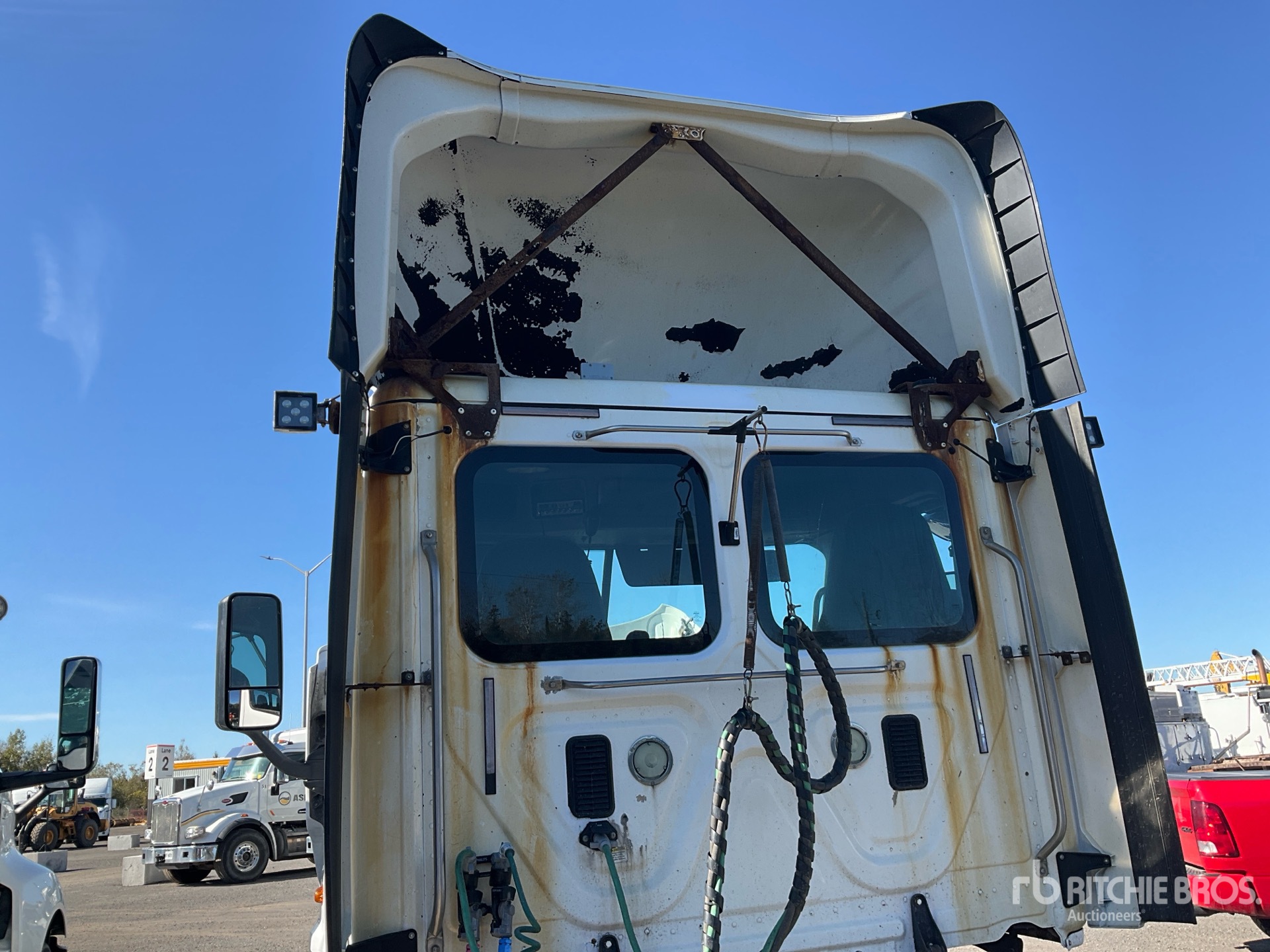 2016 Freightliner CASCADIA 125