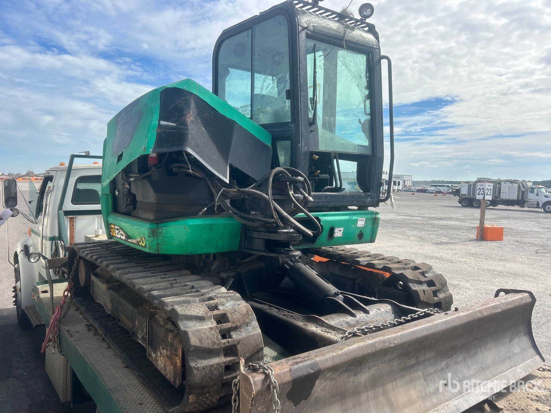 2019 JCB 85Z-1
