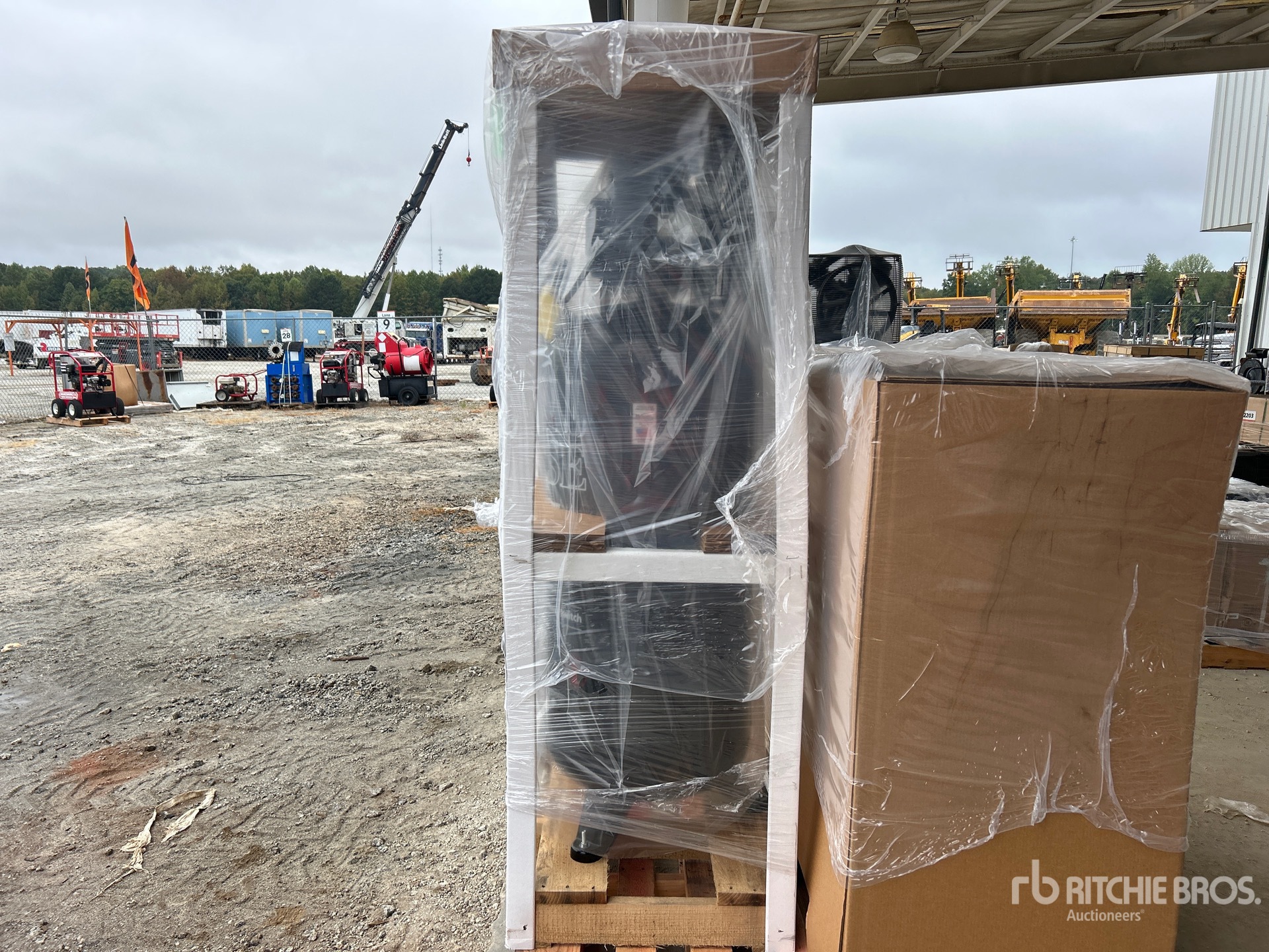 Iron Horse 11.2 CFM SKID-MOUNTED ELECTRIC  ...