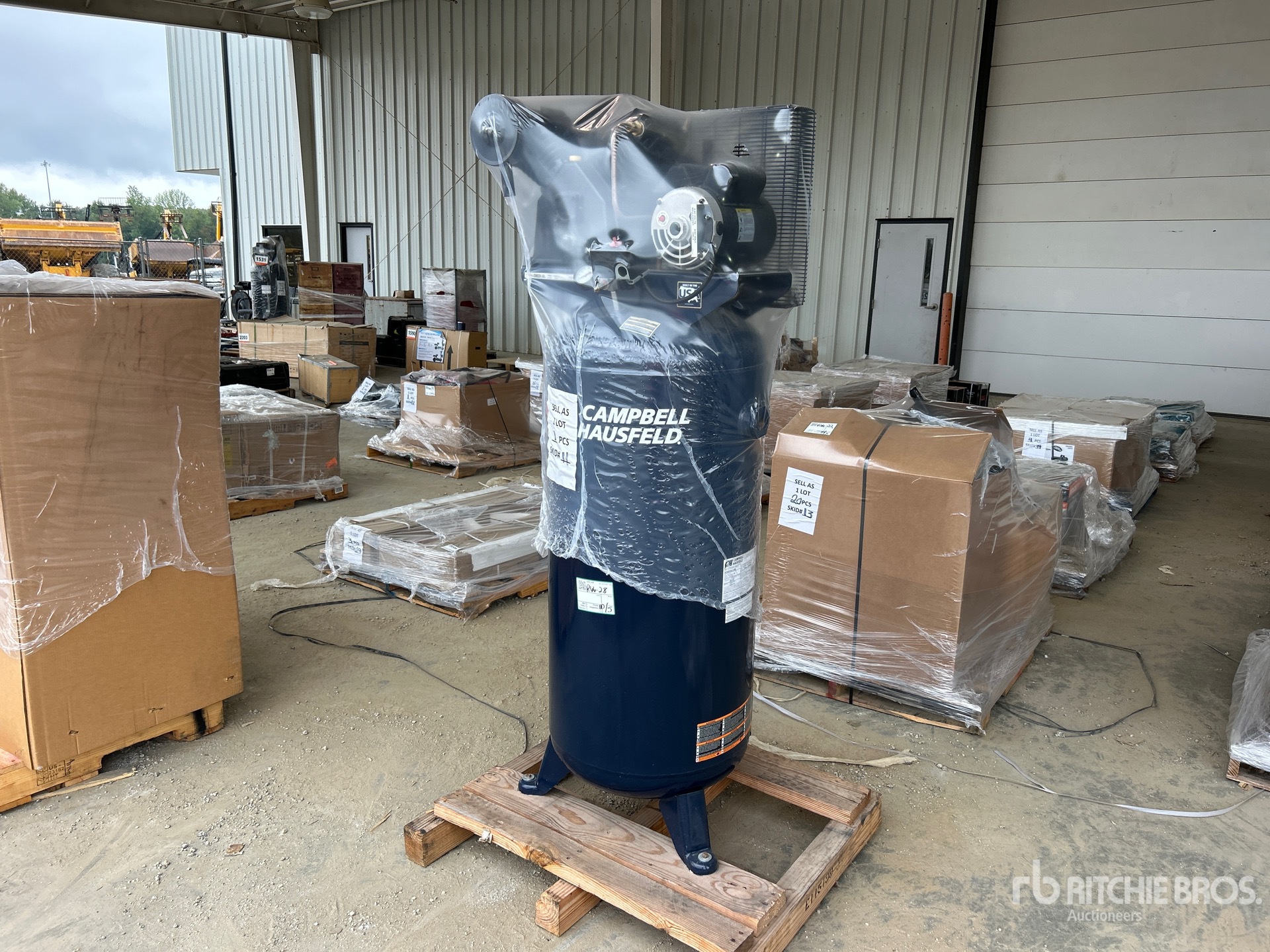 Campbell Hausfeld 7.6 CFM SKID-MOUNTED ELECTRIC 6 ...