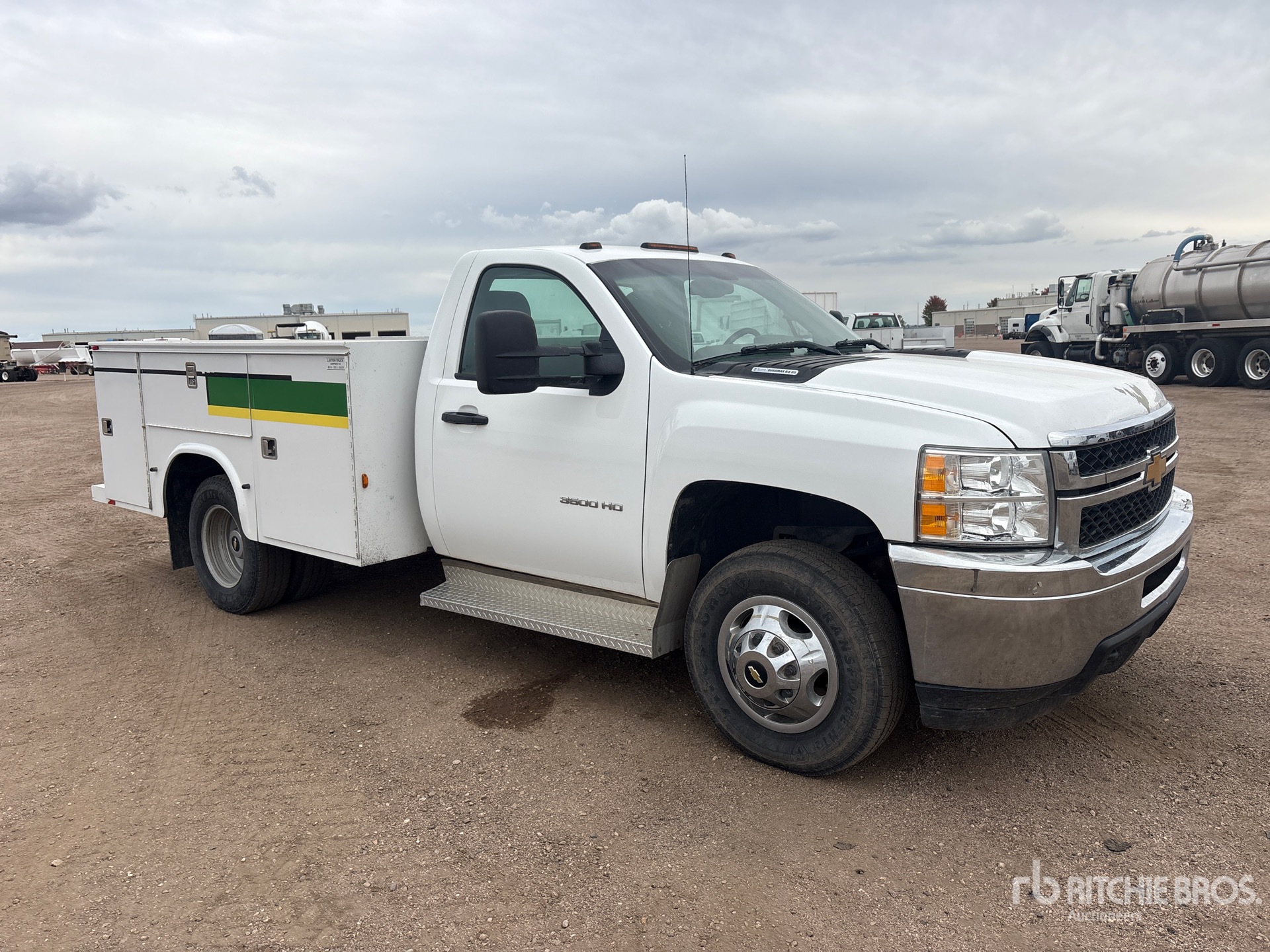 2013 Chevrolet 3500