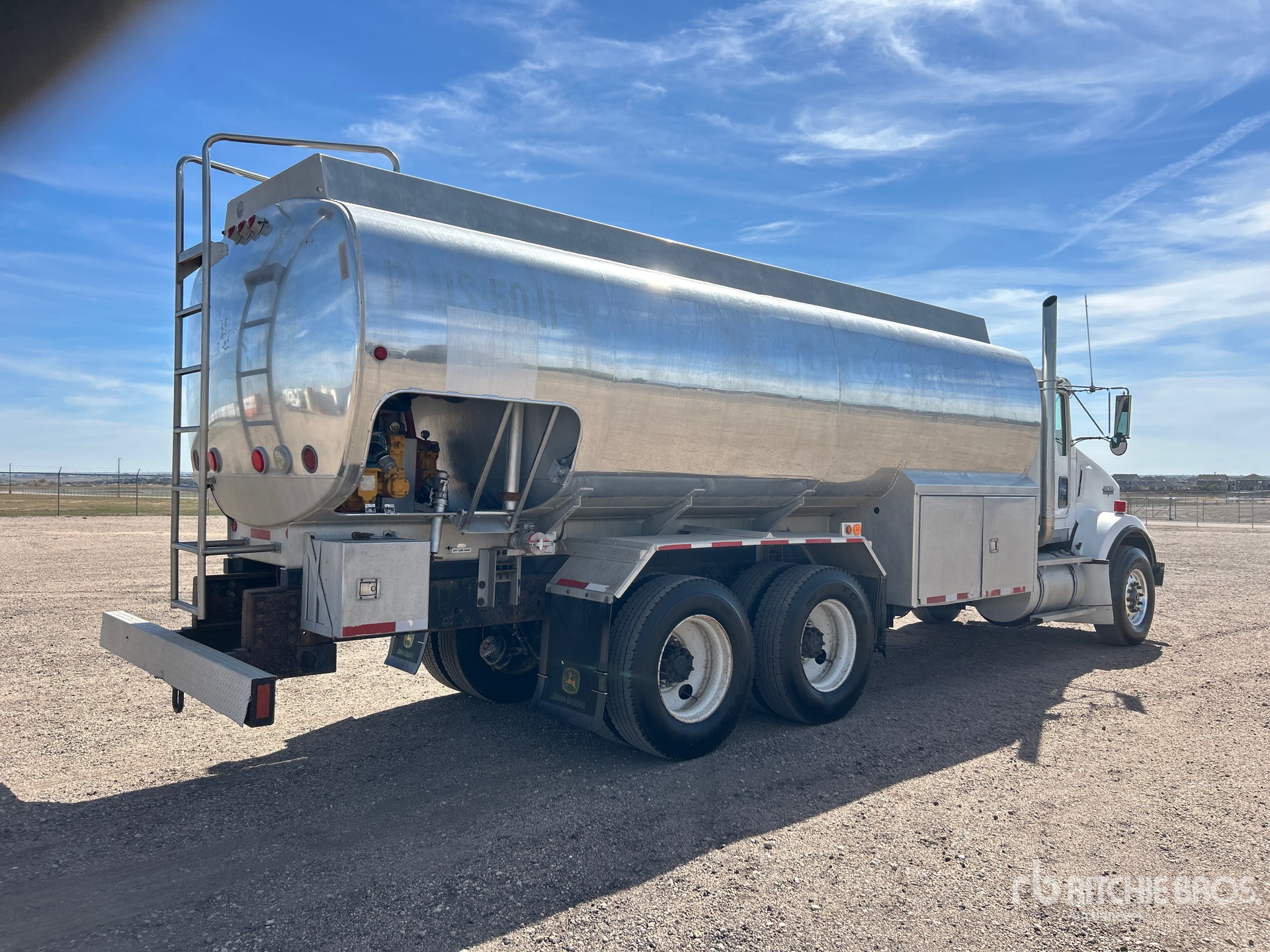 2005 Kenworth T800