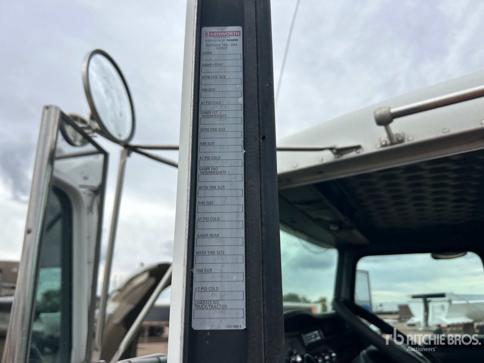 2005 Kenworth T800