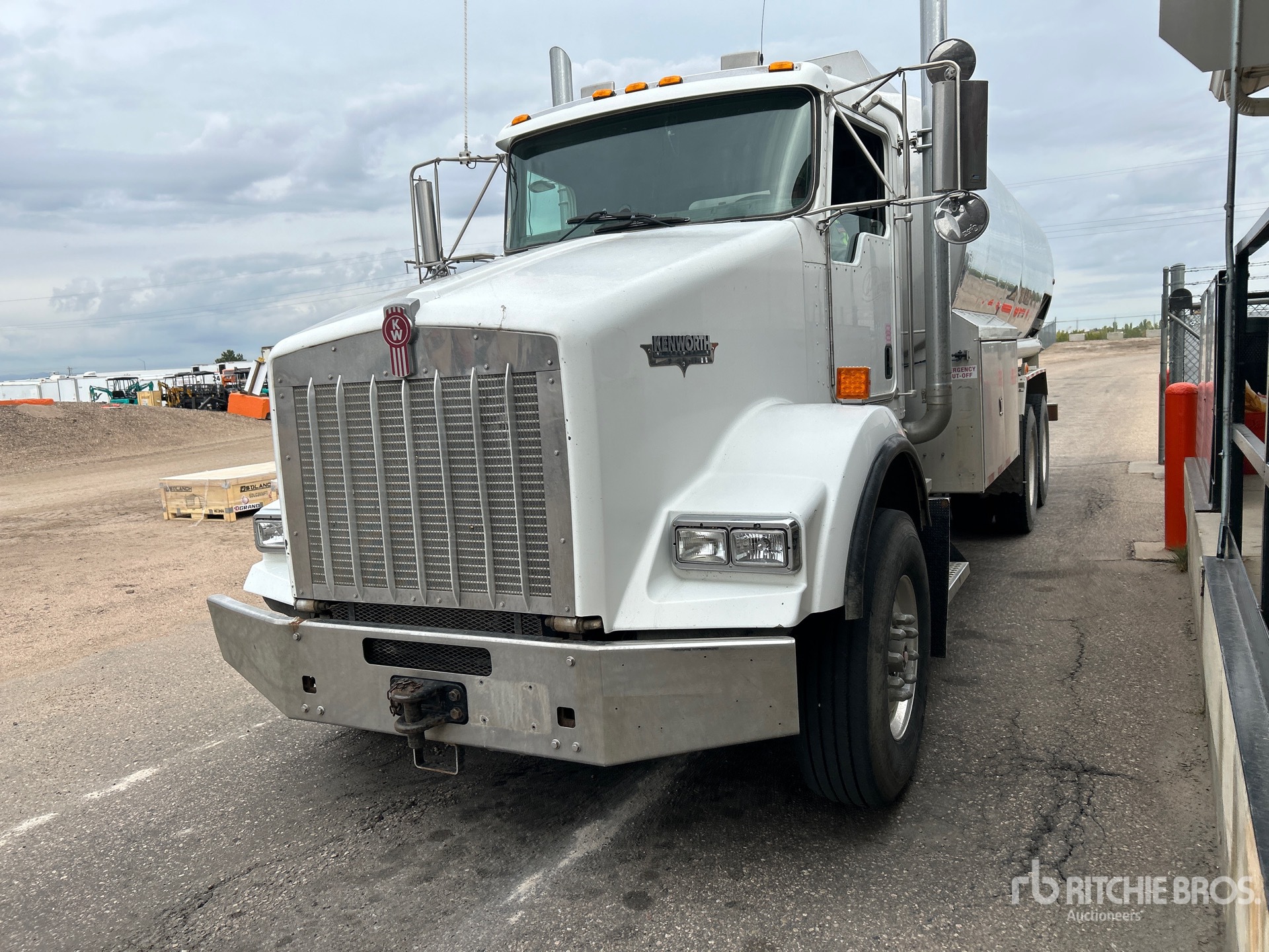 2005 Kenworth T800