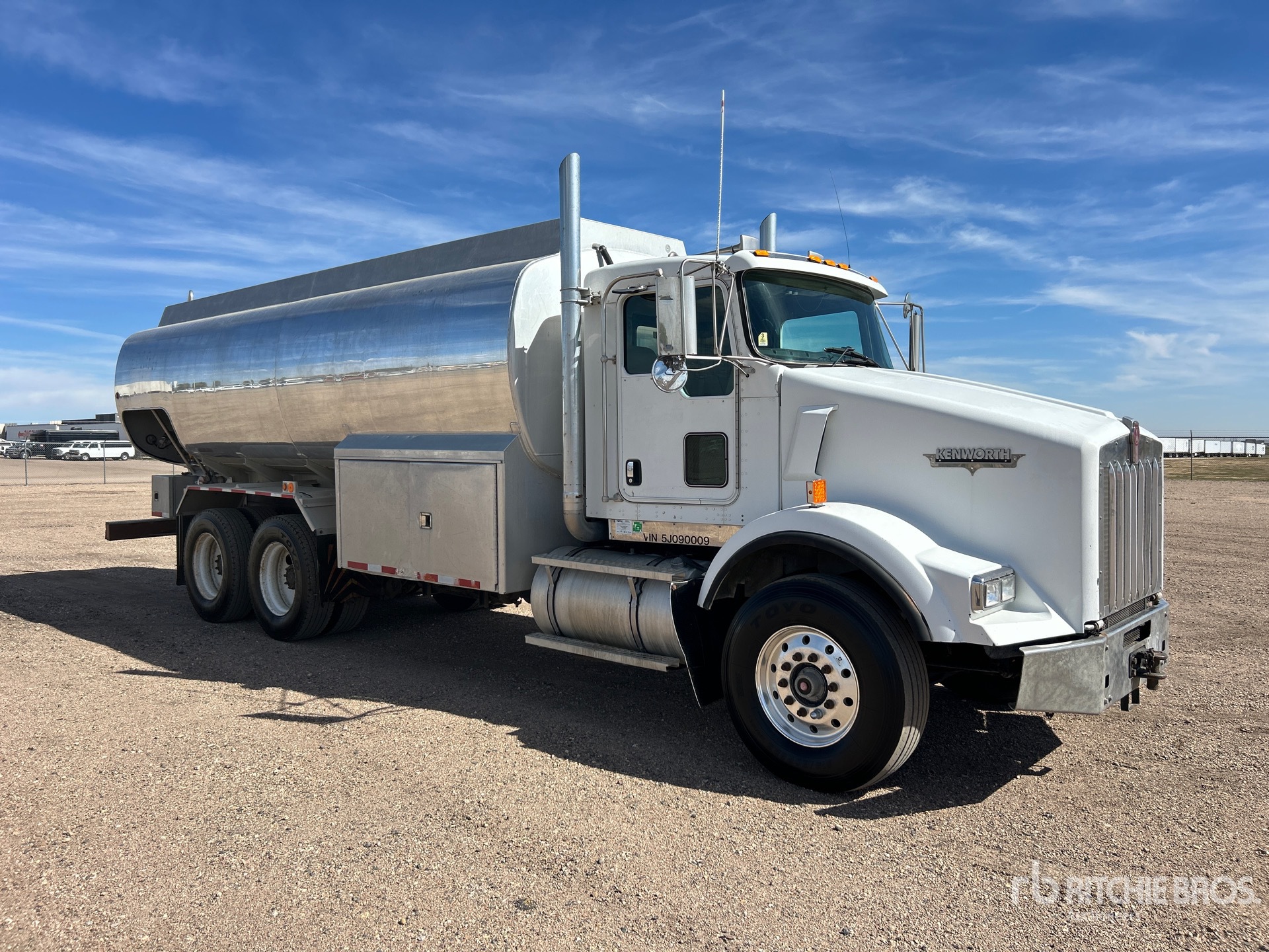 2005 Kenworth T800