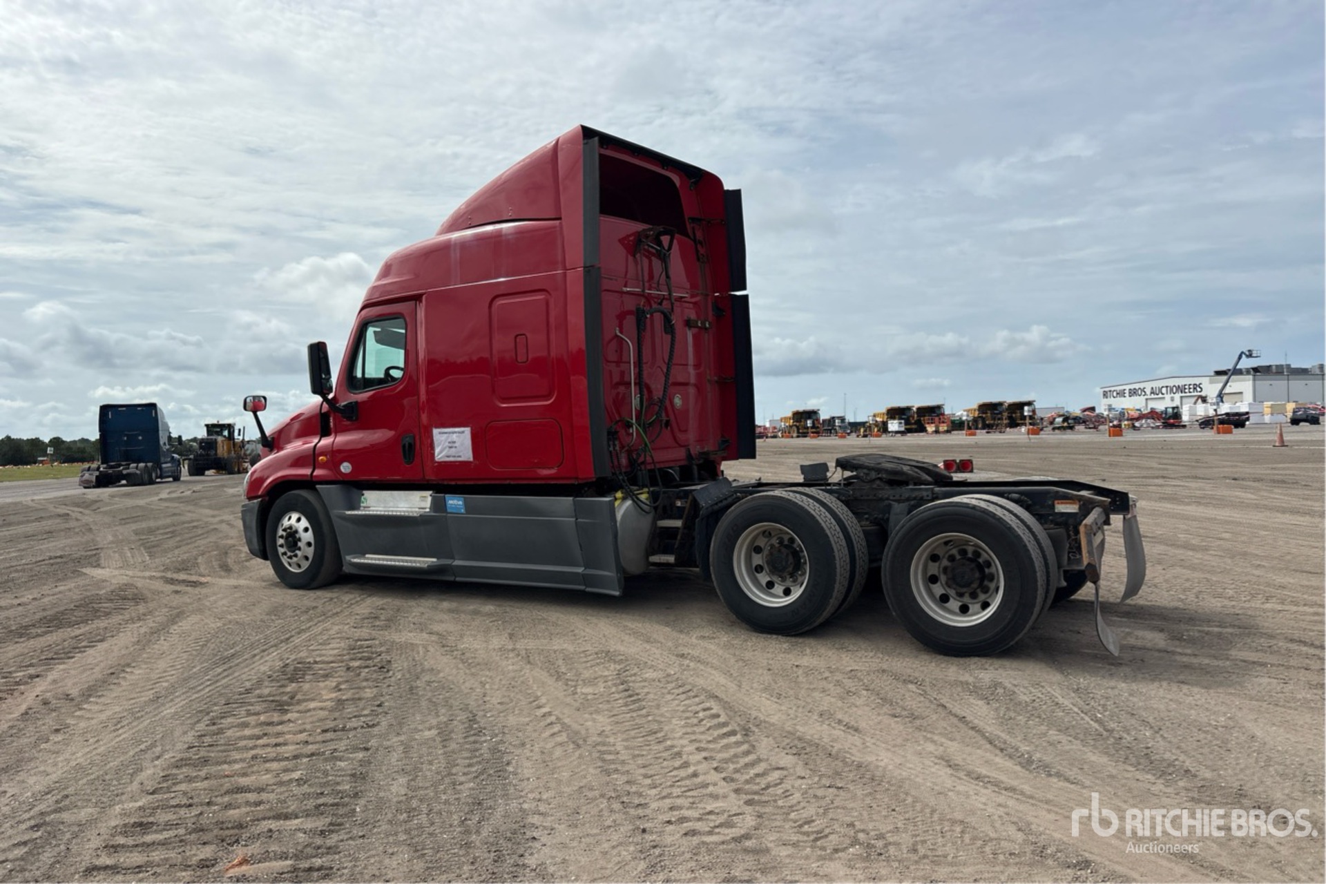 2014 Freightliner CASCADIA 125
