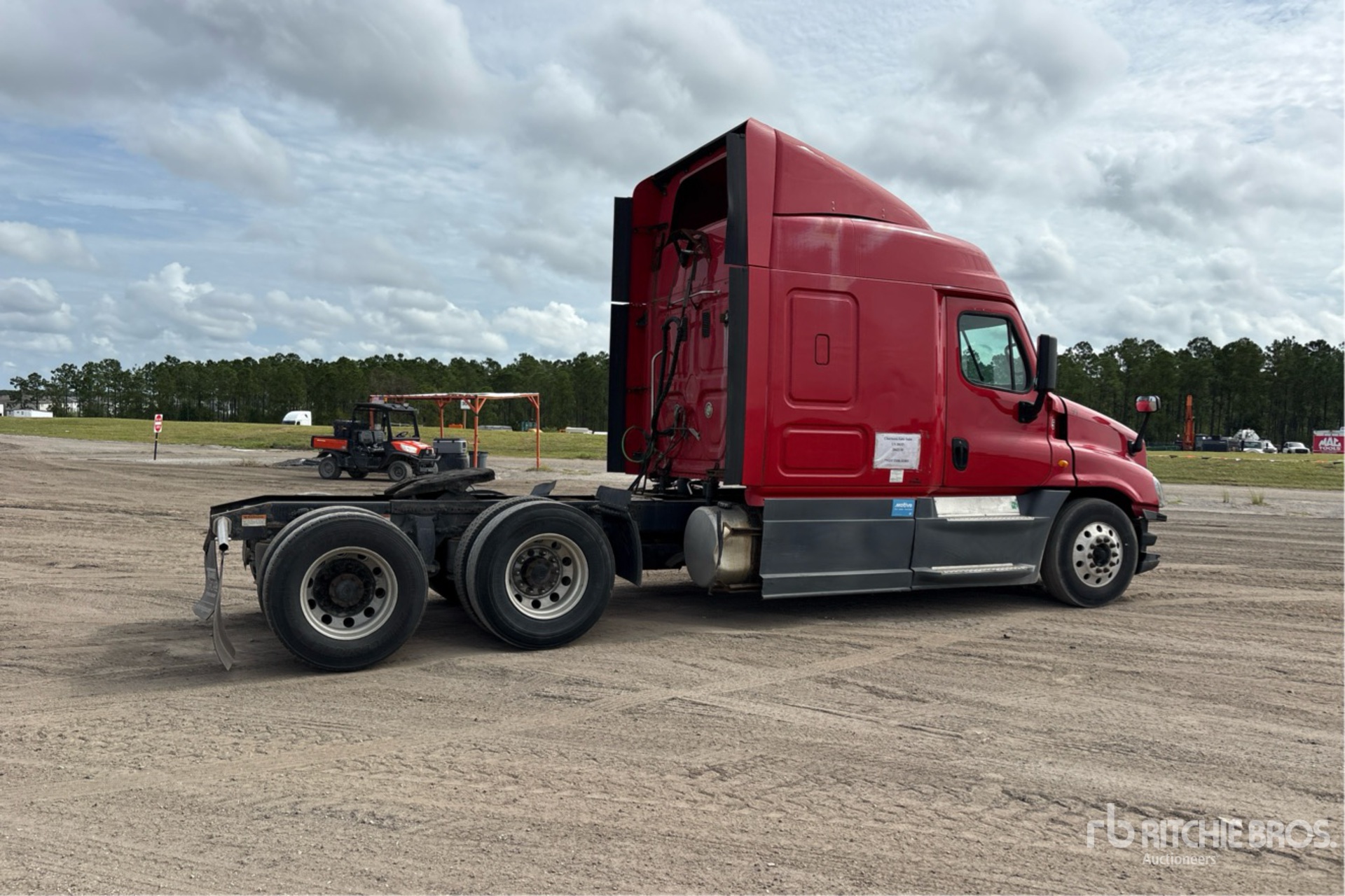 2014 Freightliner CASCADIA 125