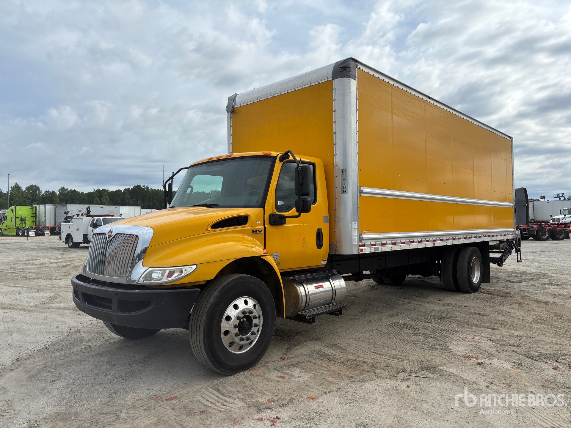 2020 International MV607